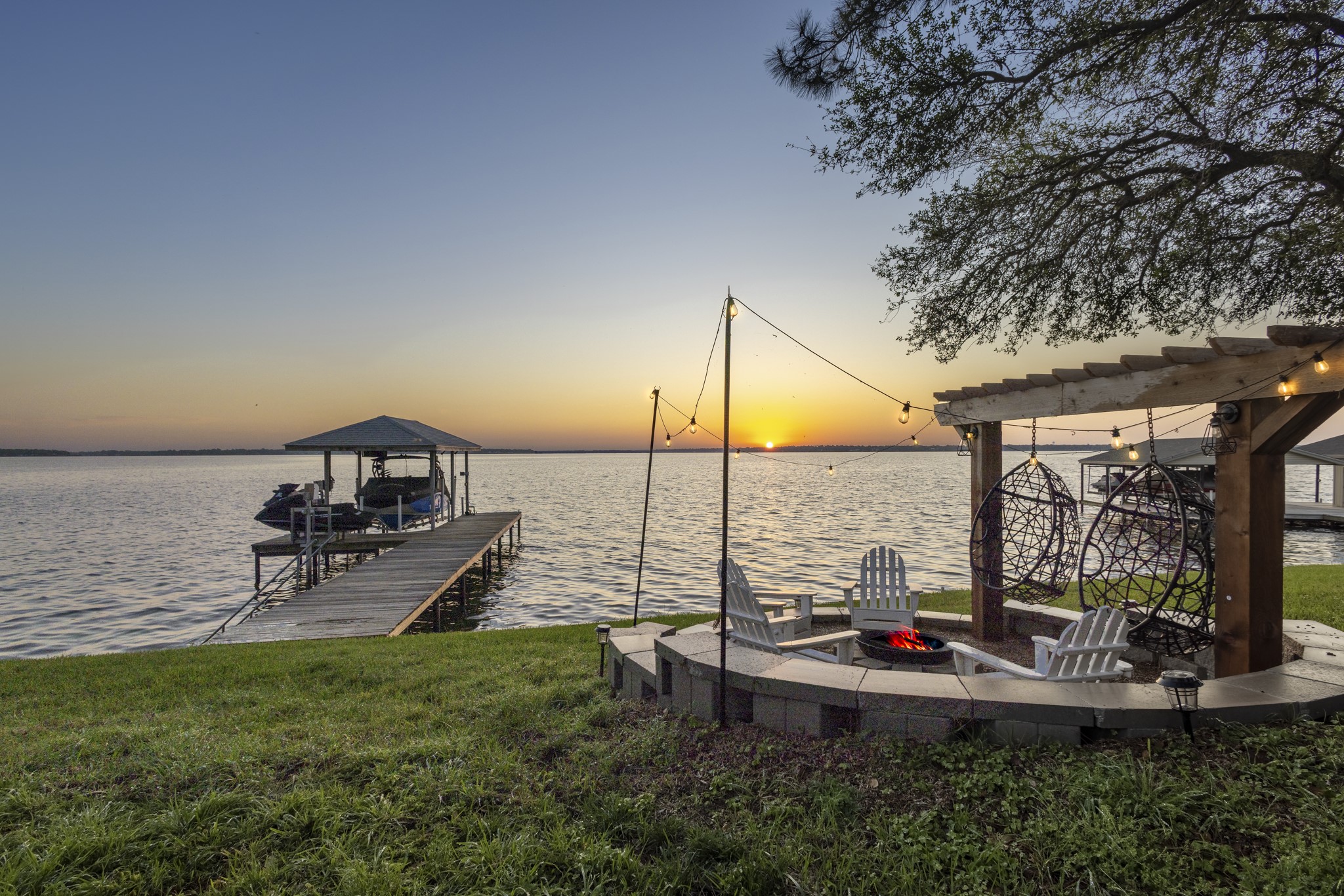 115 Isle Of View Drive