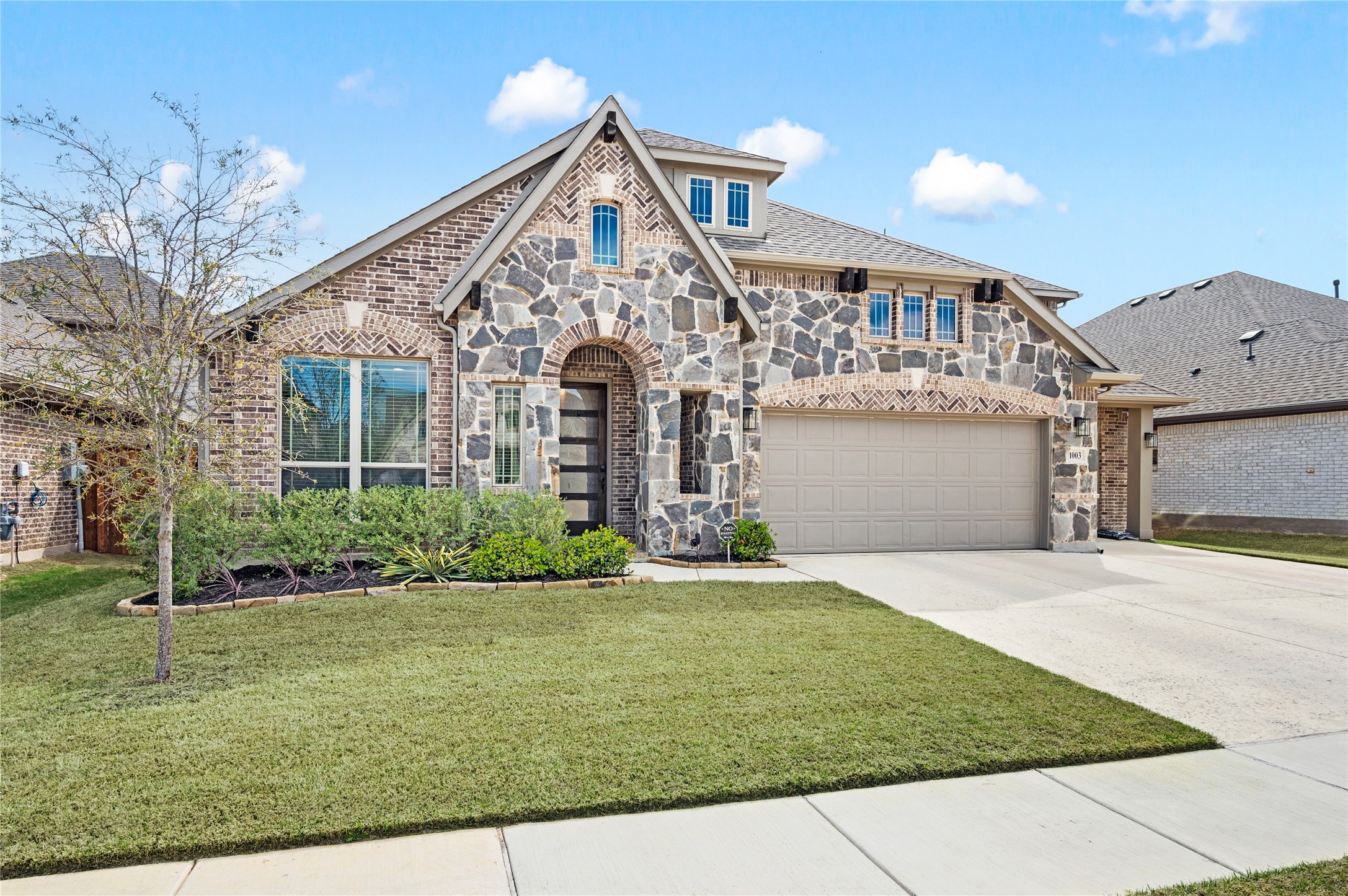 1003 Moss Grove Trail