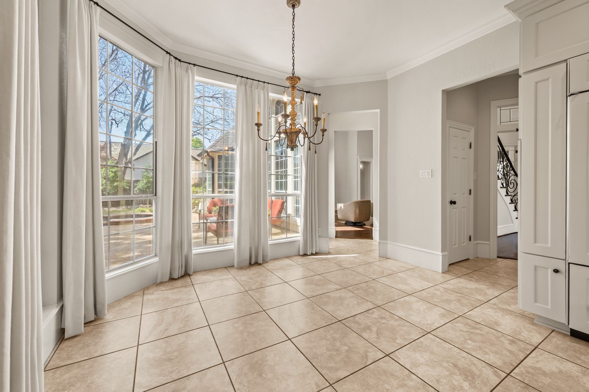 115 Creekway Bend
