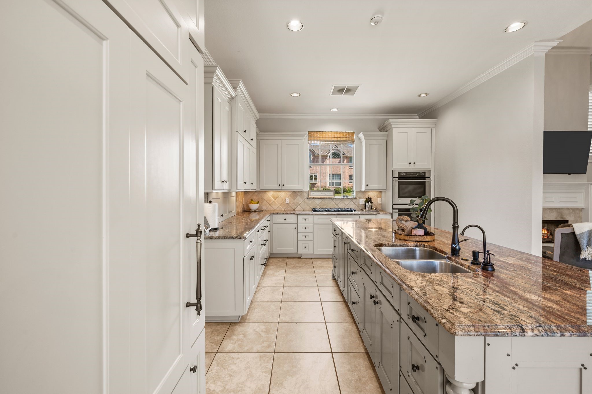 115 Creekway Bend