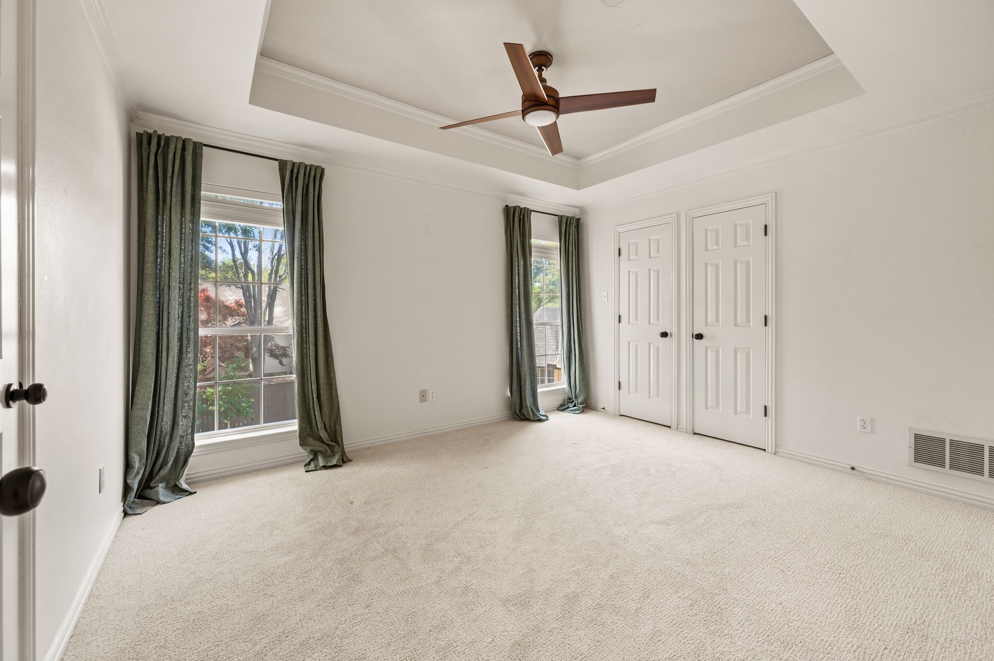 115 Creekway Bend