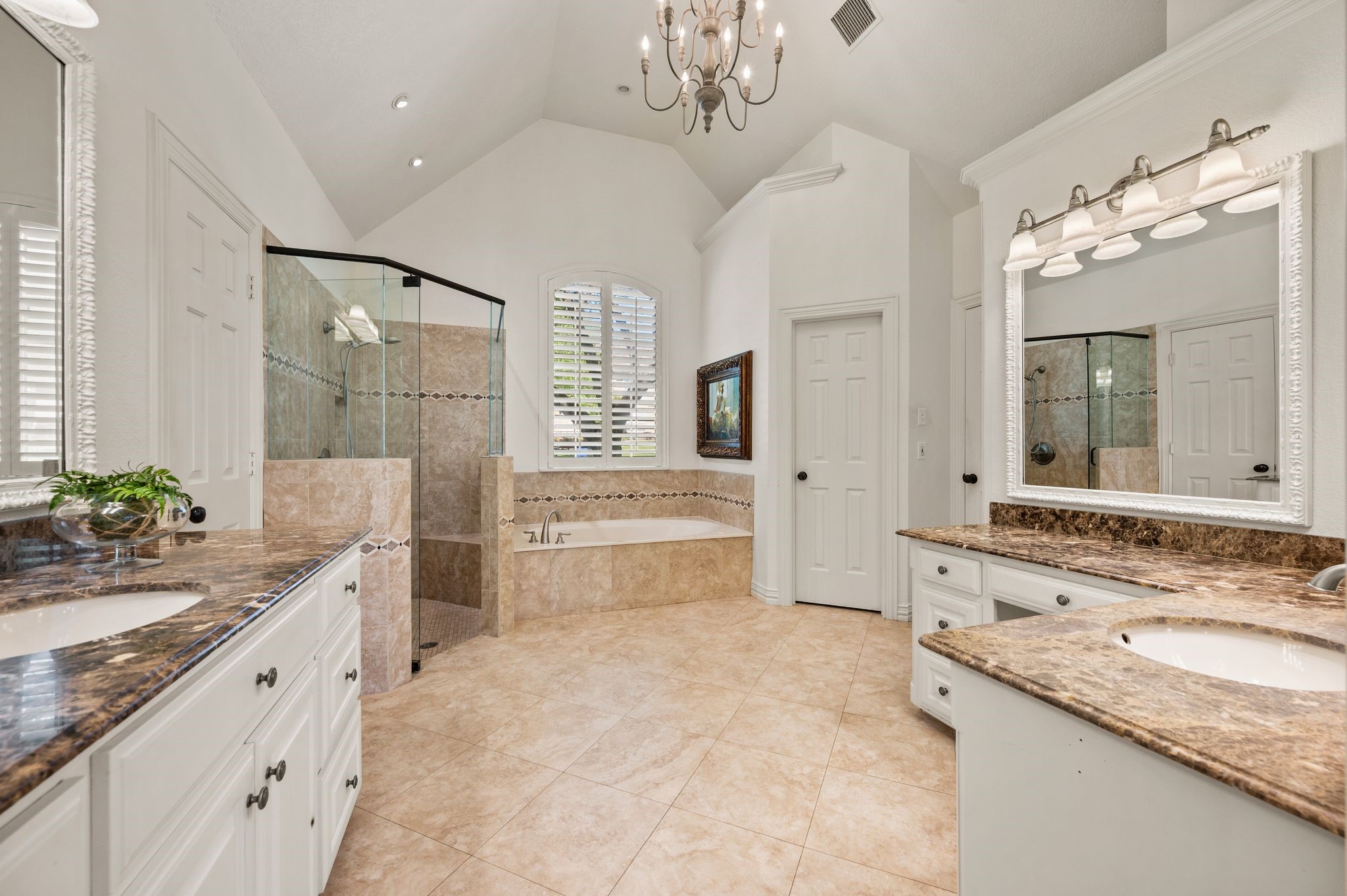 115 Creekway Bend