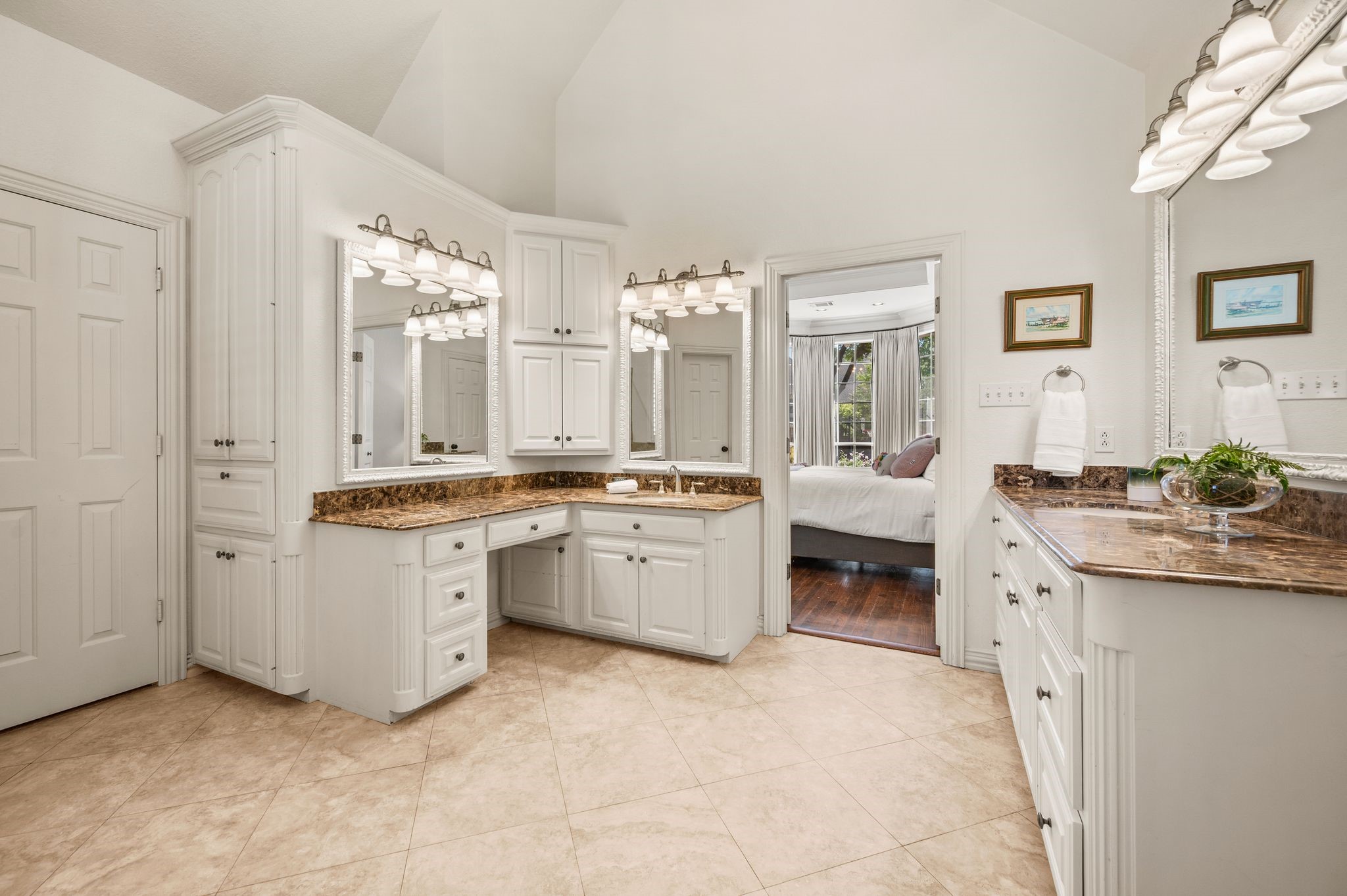 115 Creekway Bend