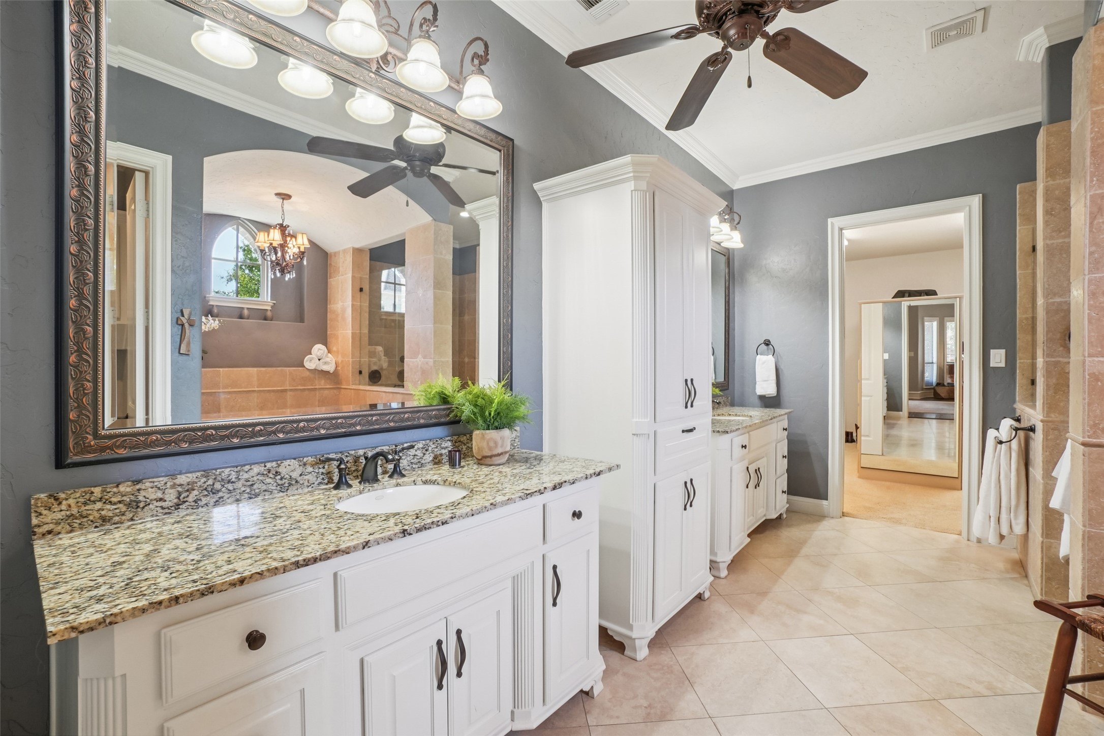 2405 Juniper Court