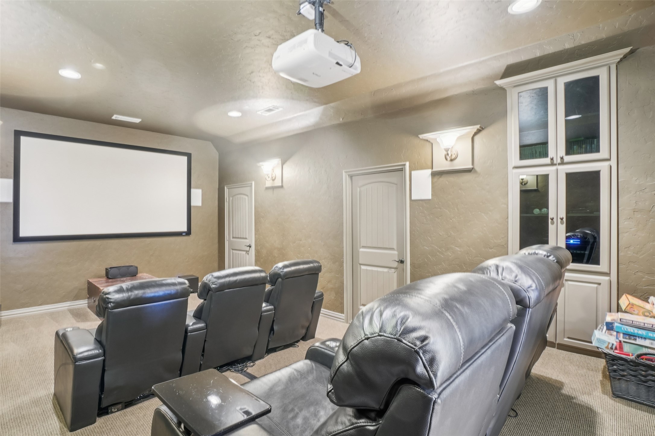 2405 Juniper Court