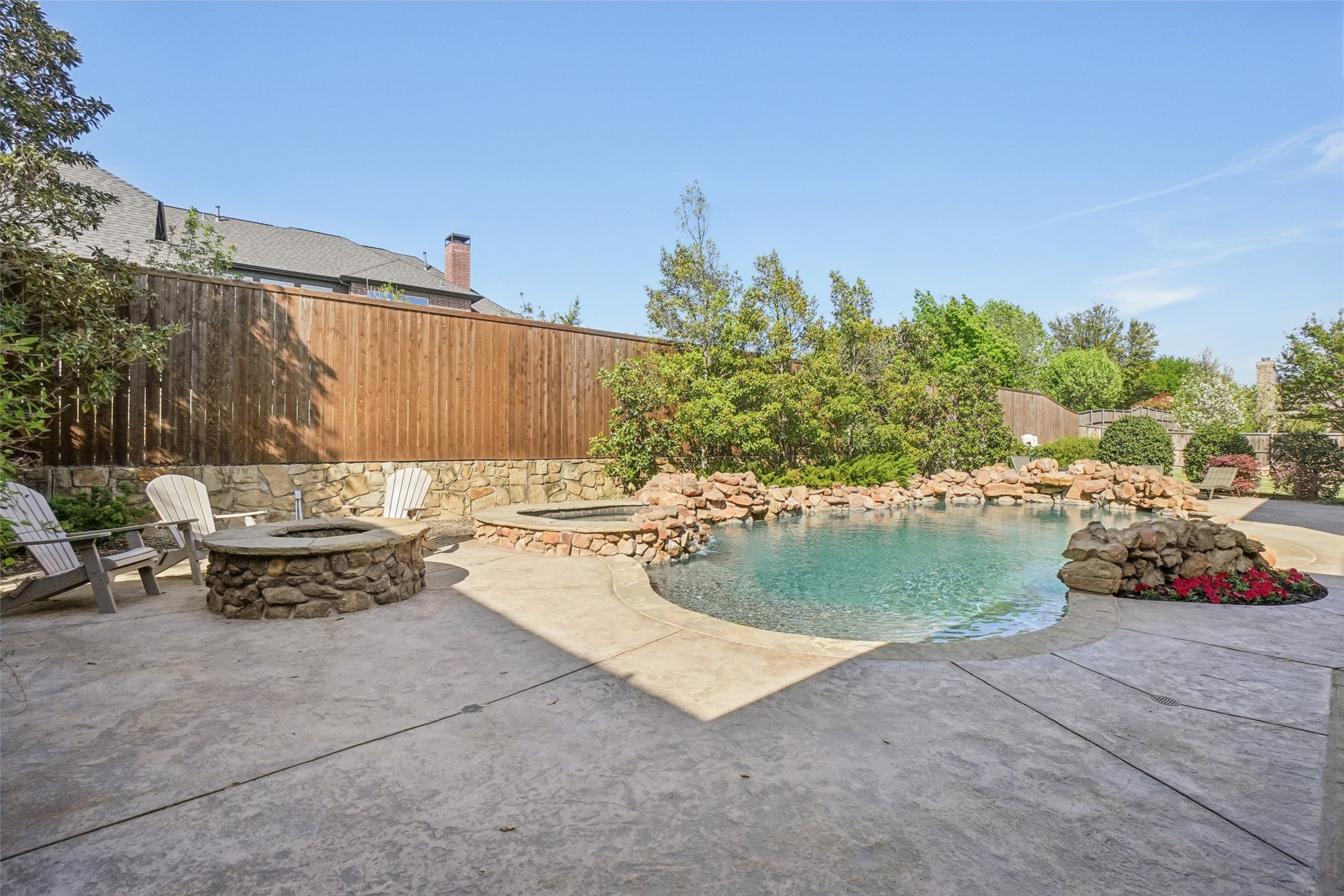 2405 Juniper Court
