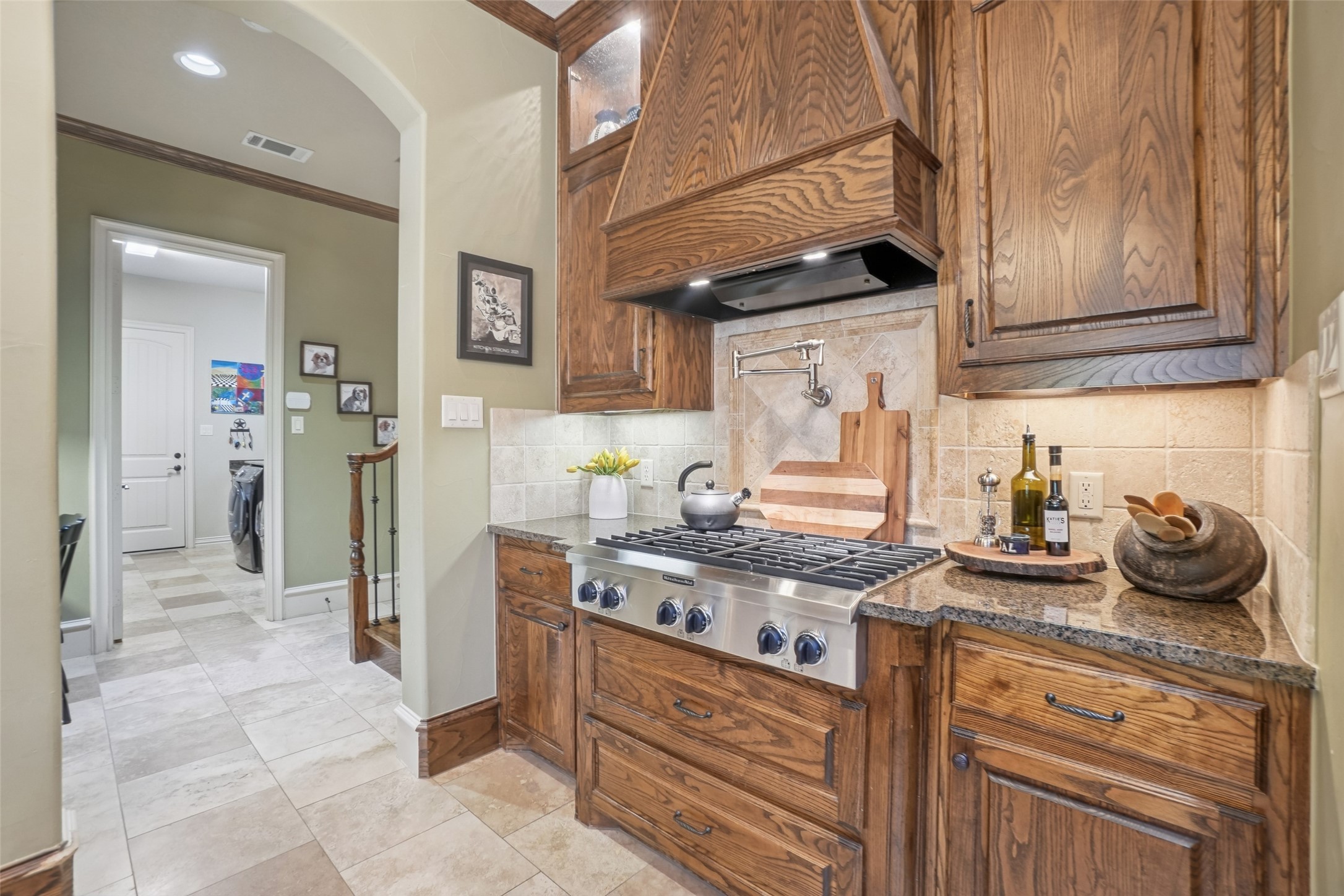 2405 Juniper Court