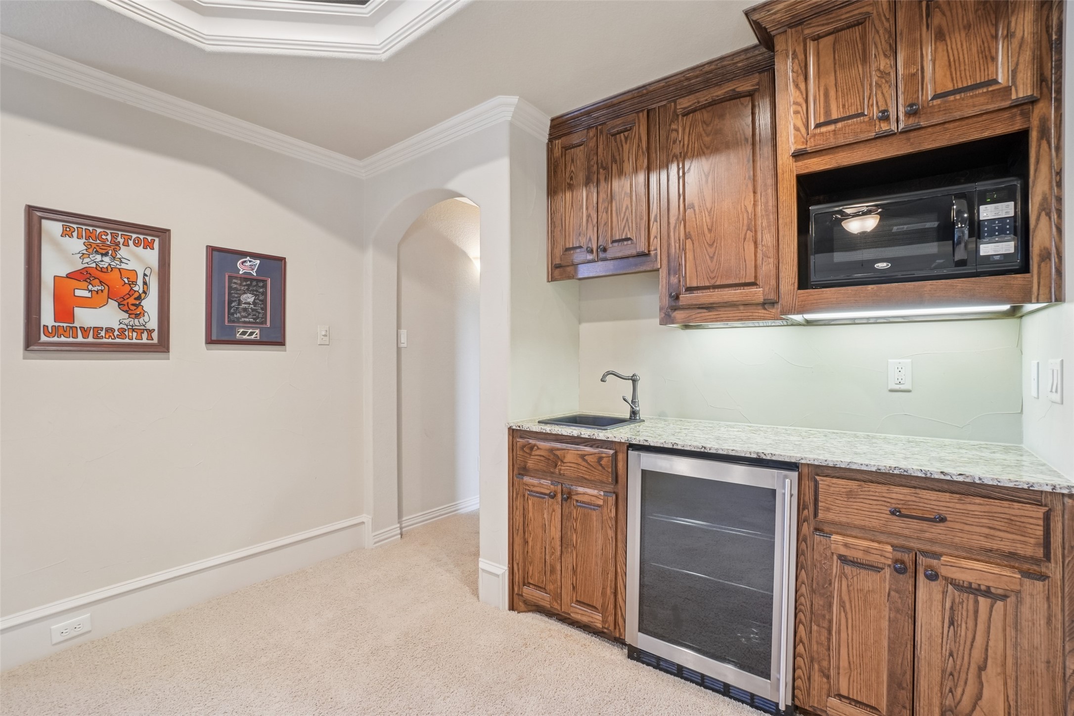 2405 Juniper Court