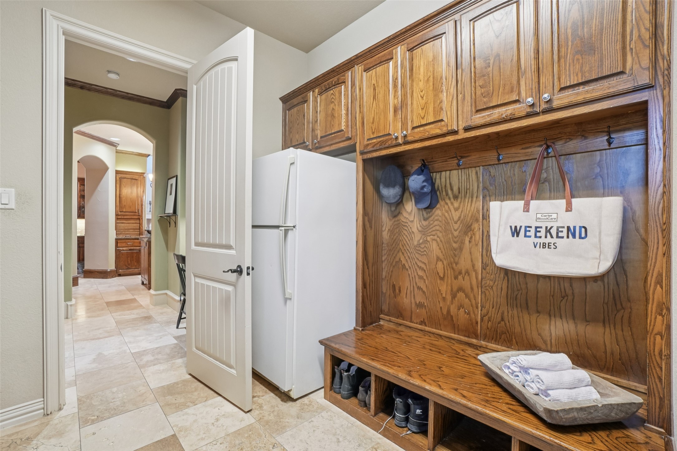 2405 Juniper Court
