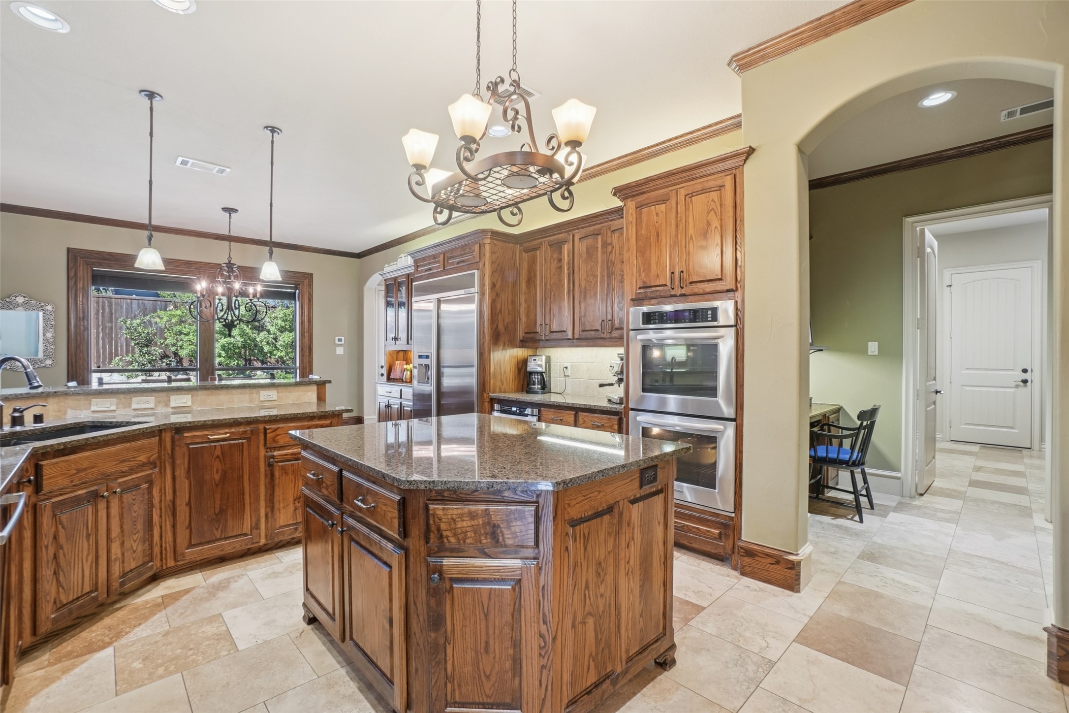 2405 Juniper Court