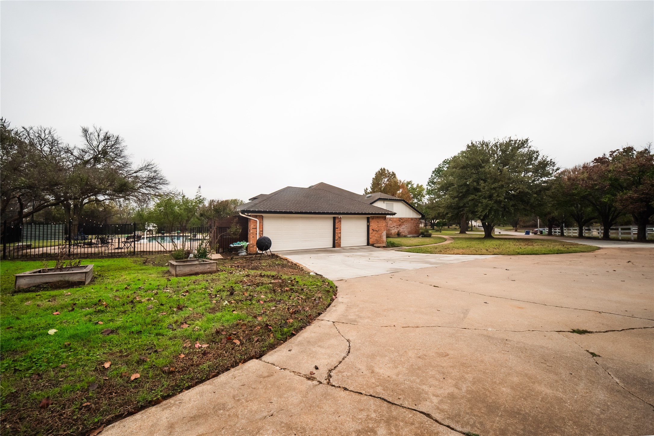455 Love Henry Court