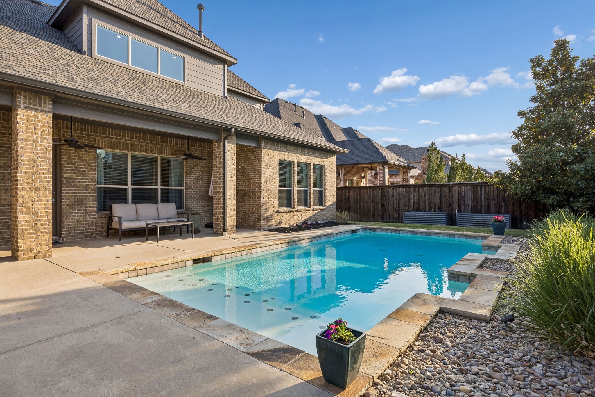 2513 Ralston Drive