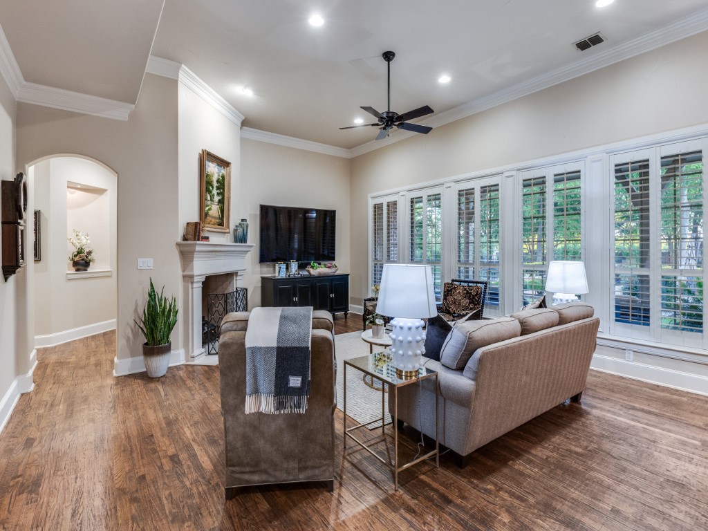 701 Regency Court