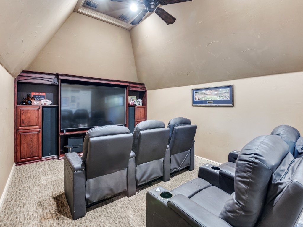 701 Regency Court