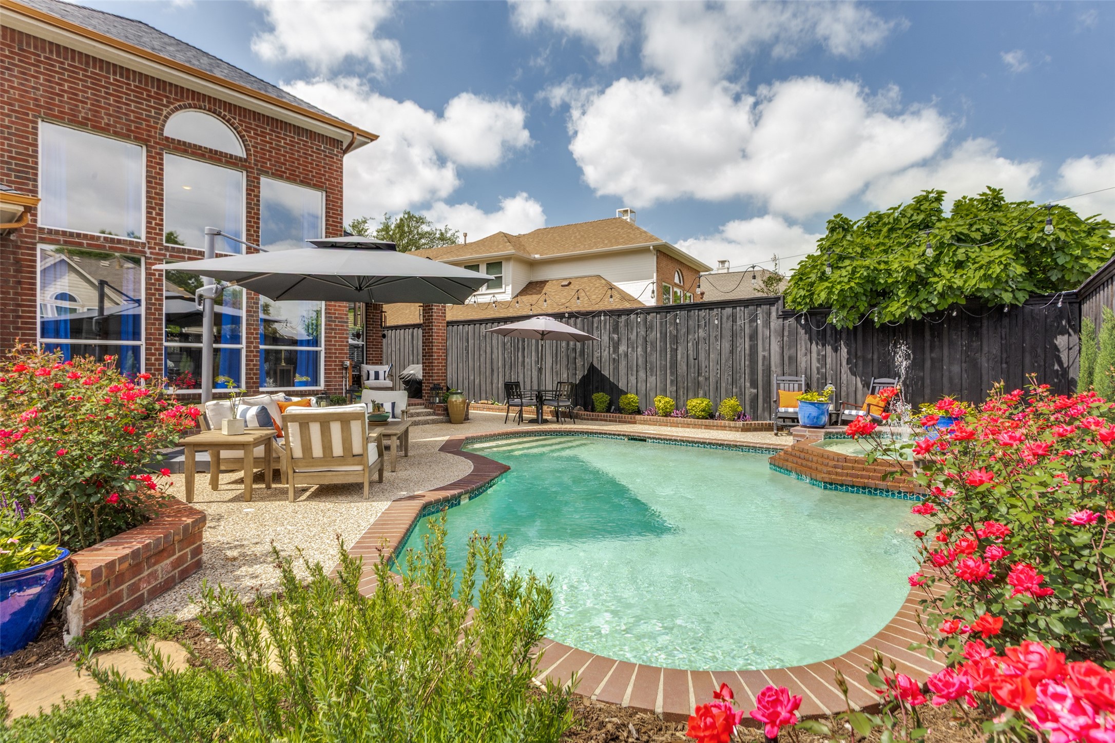 4717 De Grey Lane