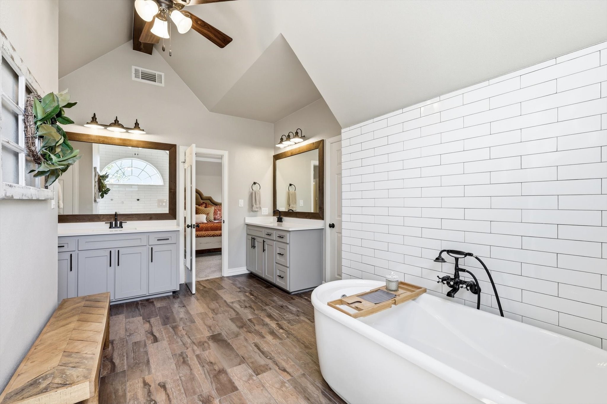 4709 Melrose Park Court