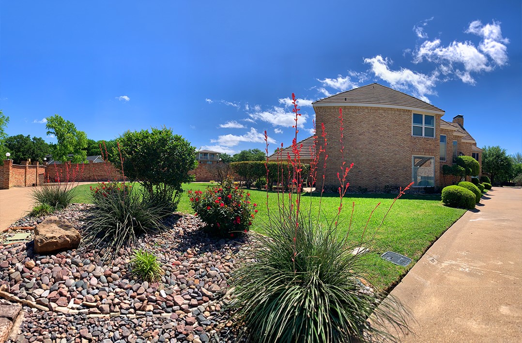 8404 Sunset Cove Drive