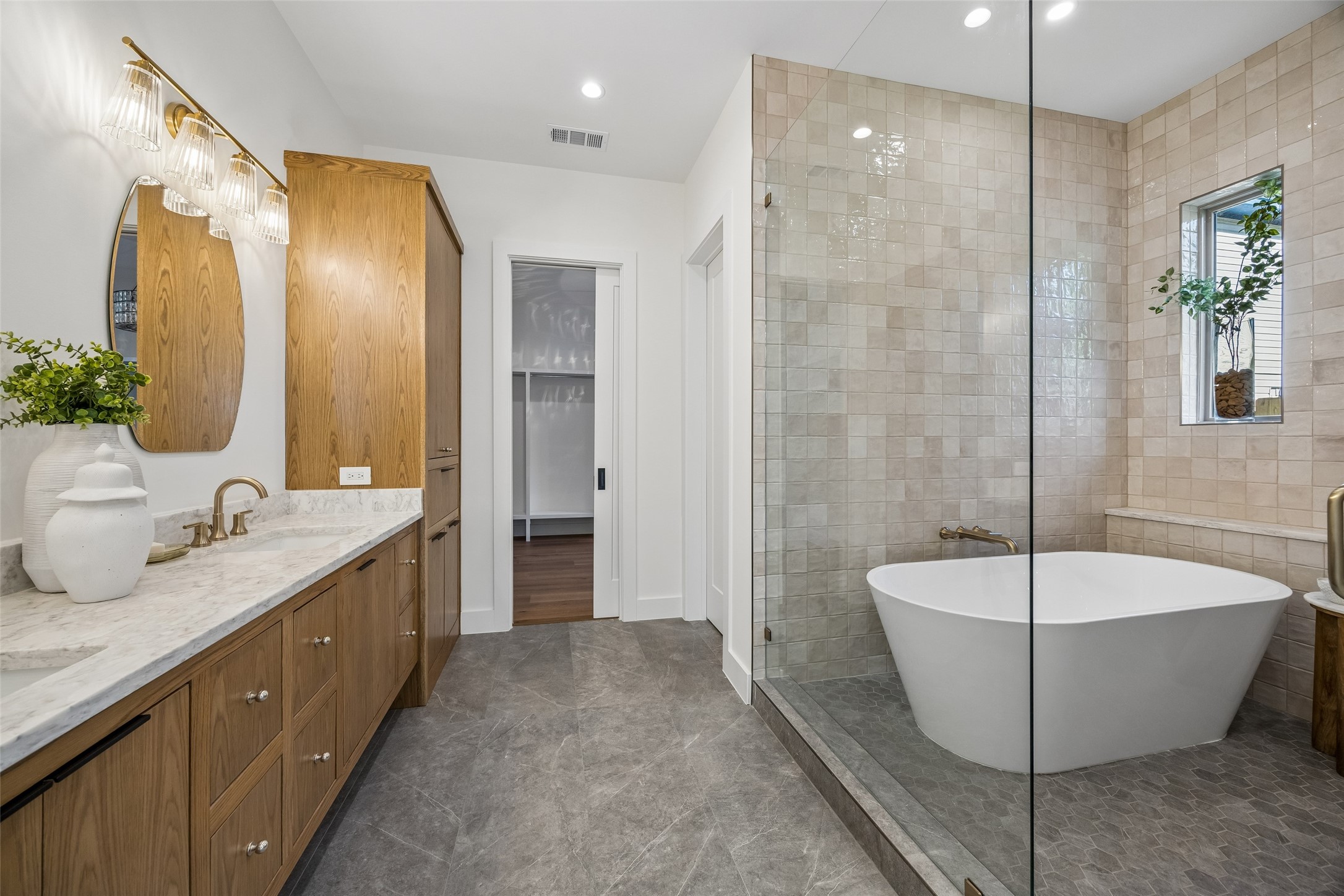 11131 Hillcrest Road