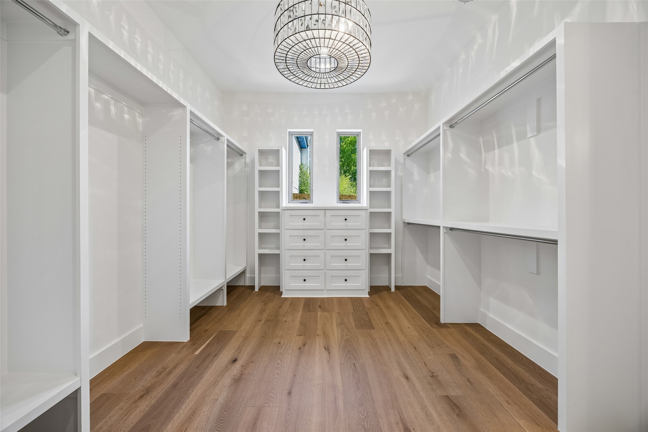 11131 Hillcrest Road