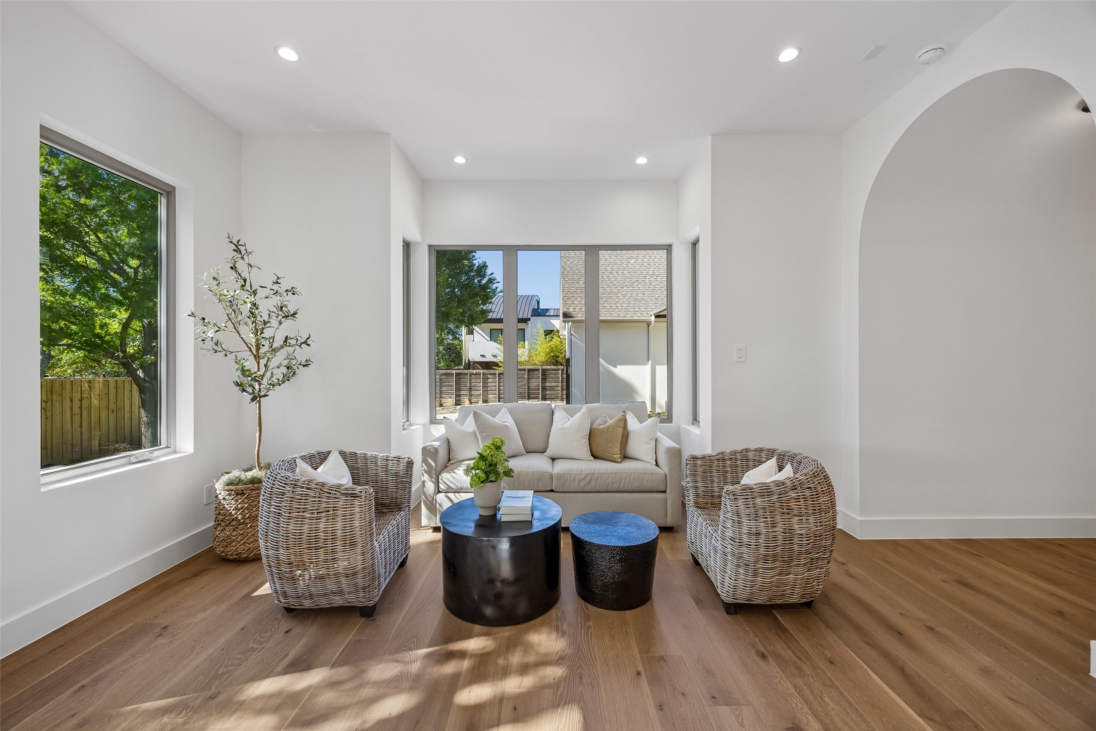 11131 Hillcrest Road