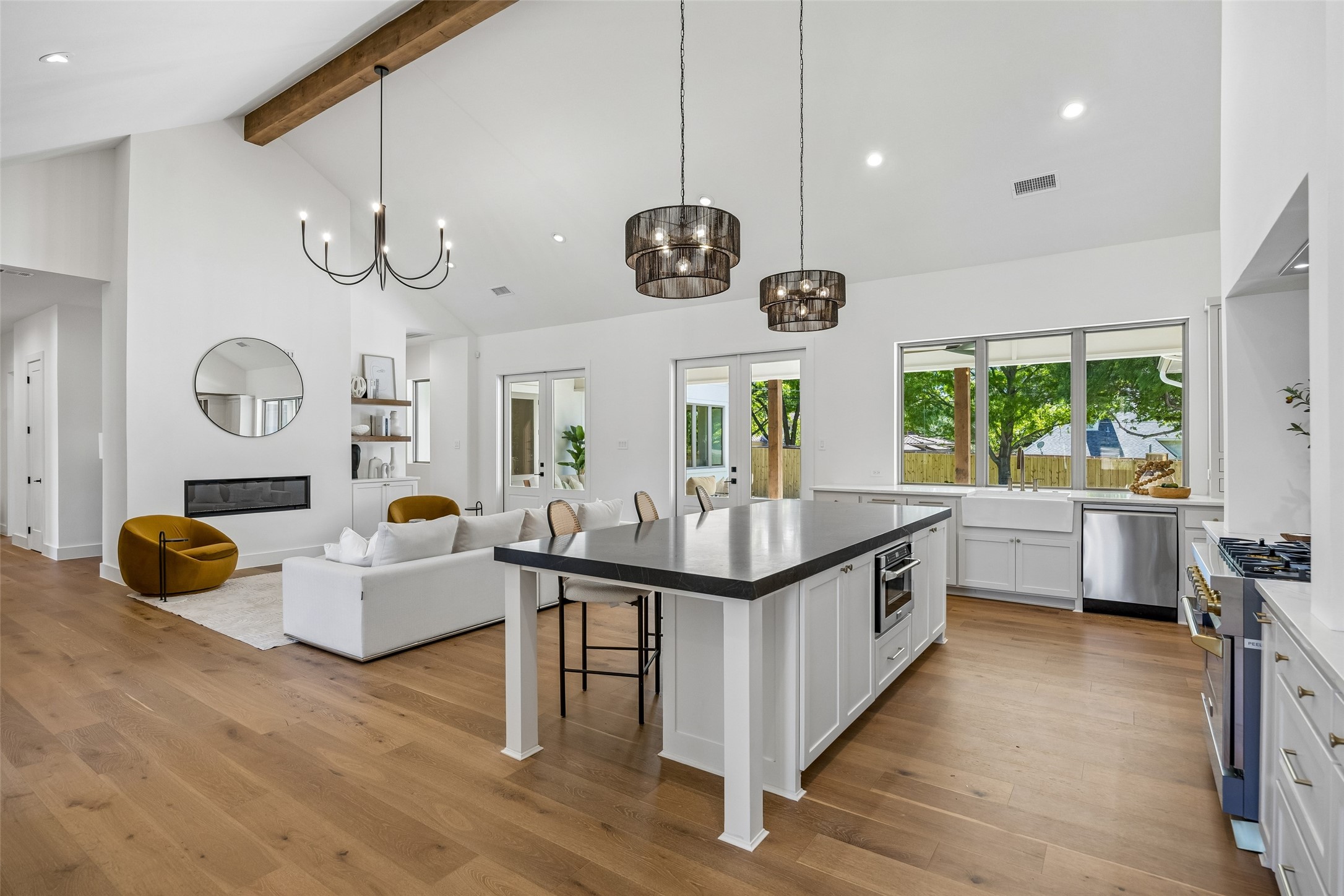 11131 Hillcrest Road