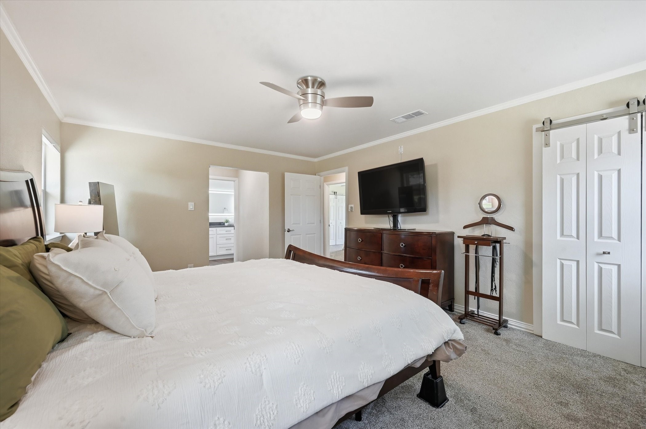 628 Robindale Court