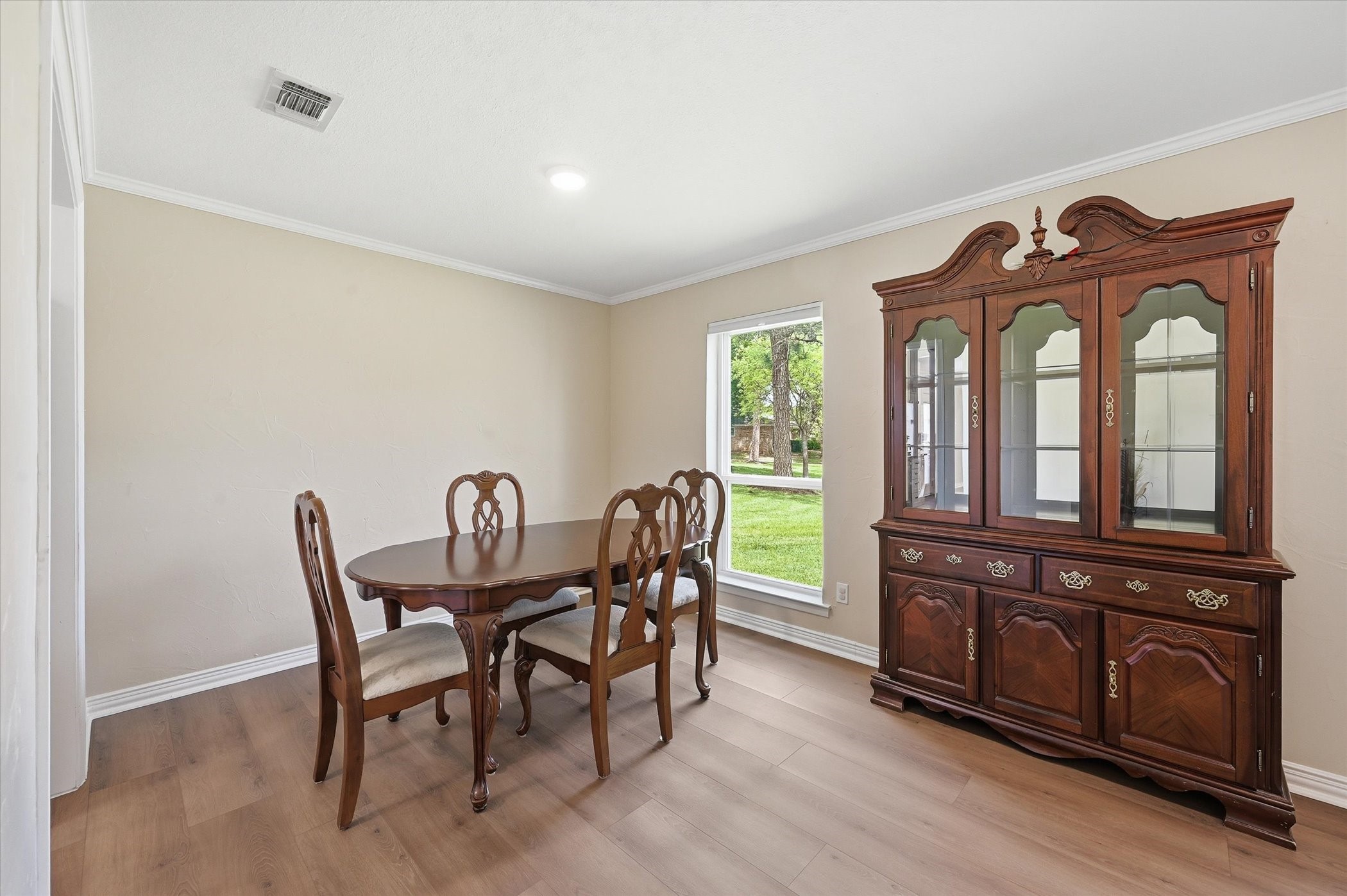 628 Robindale Court