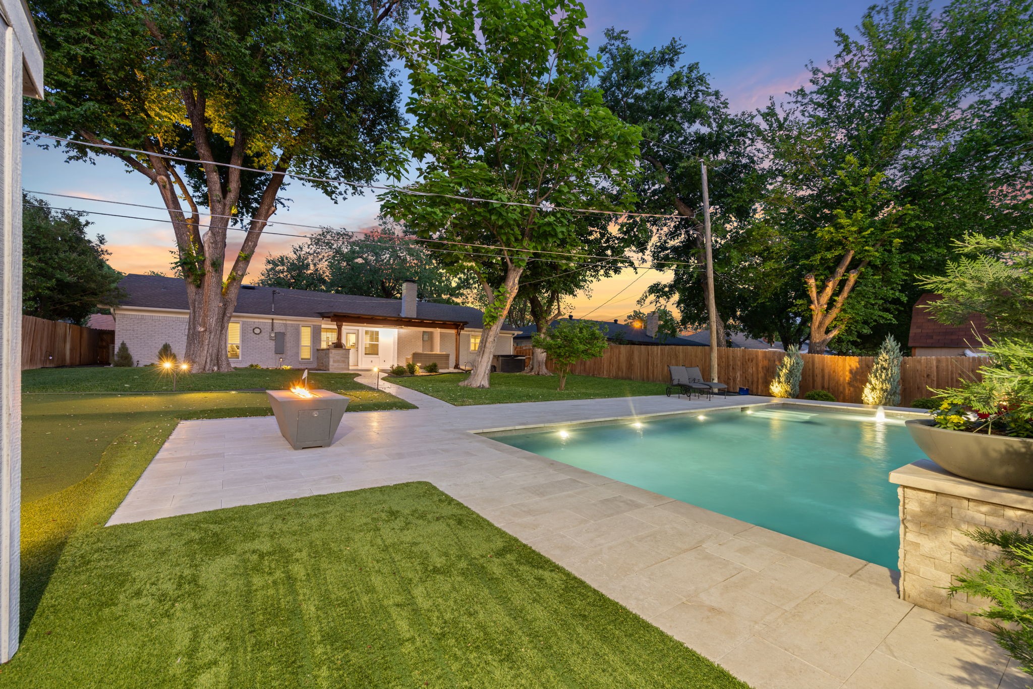 3713 Holland Drive