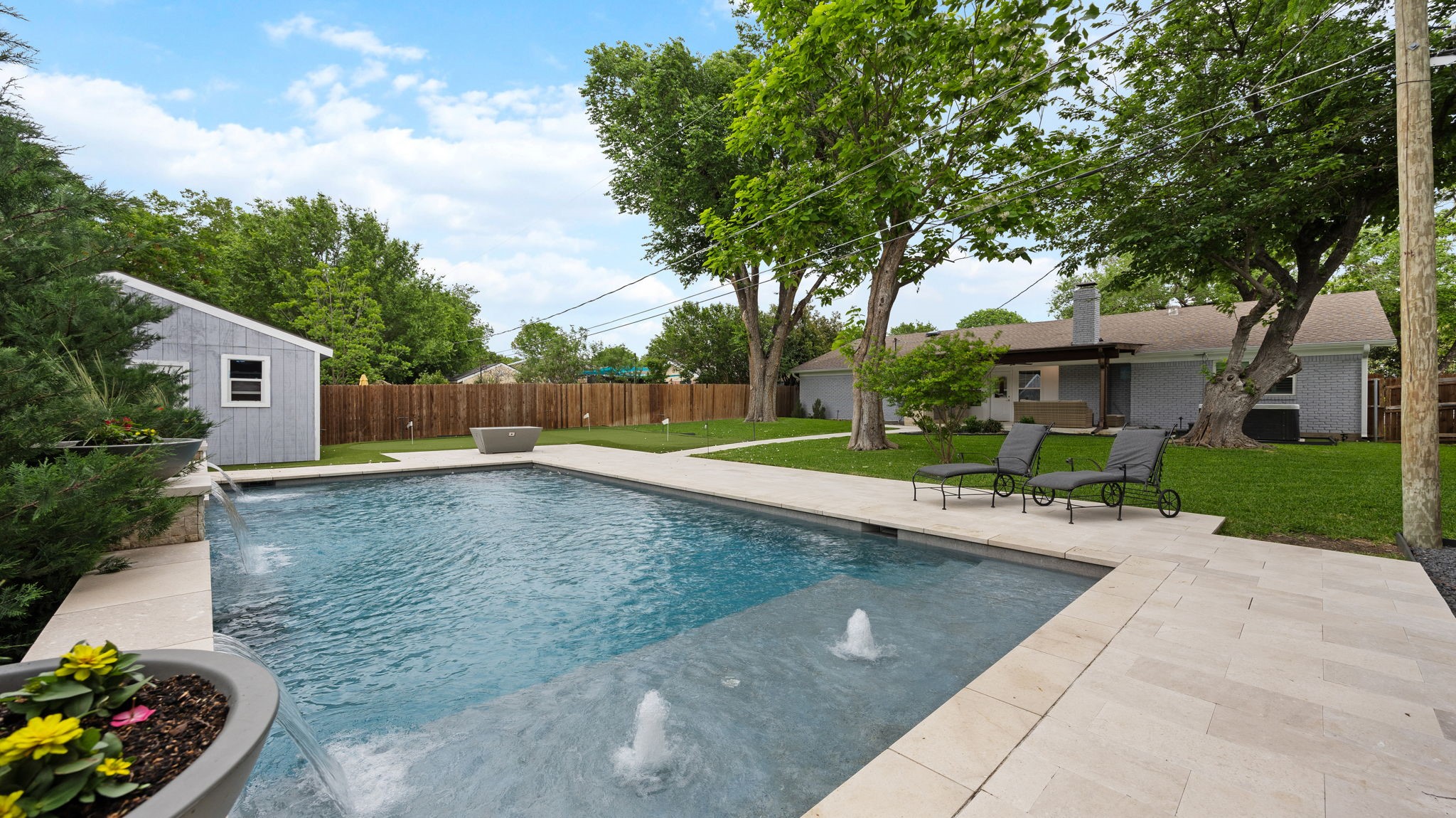 3713 Holland Drive