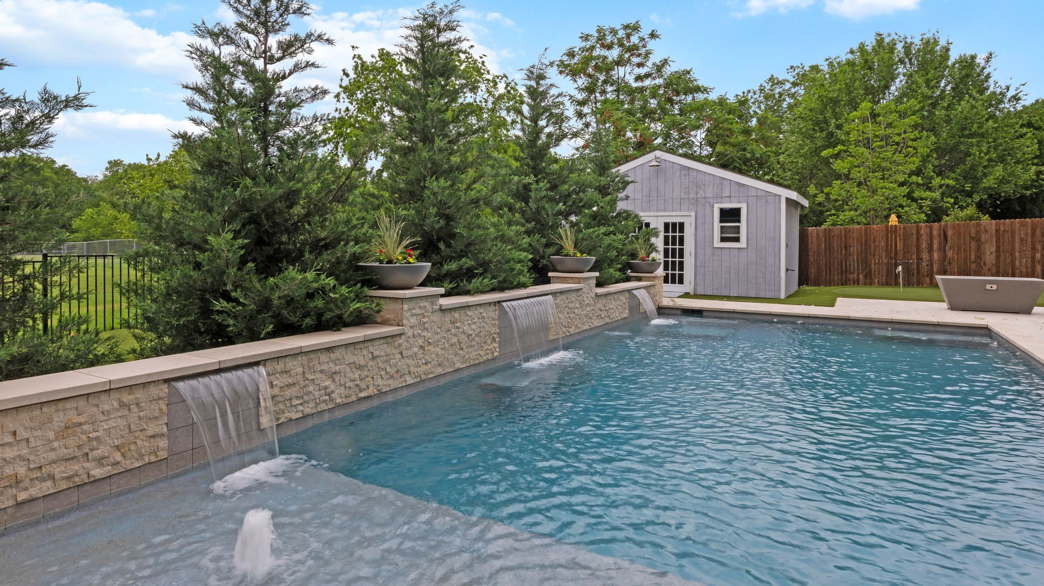 3713 Holland Drive
