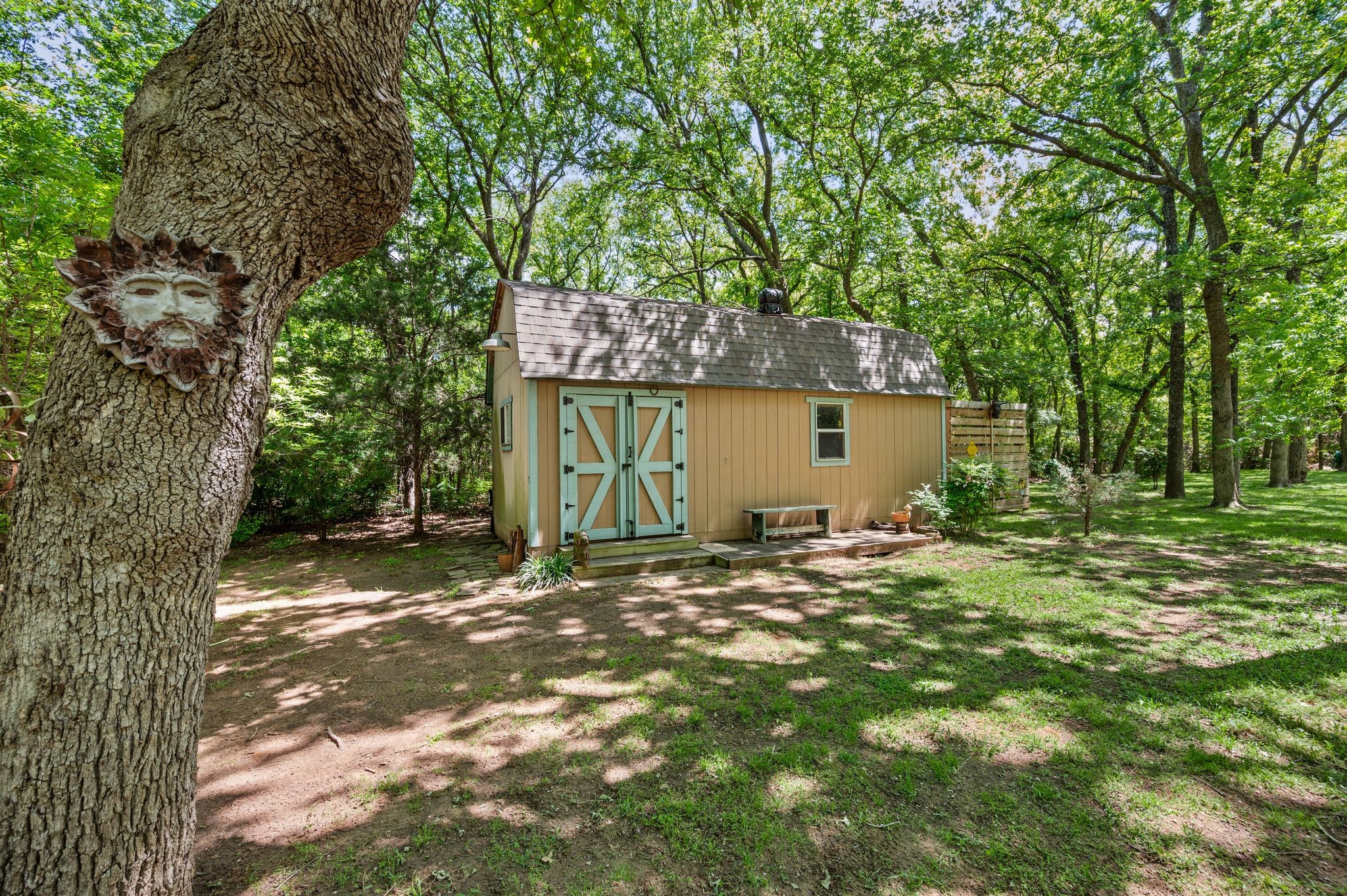 1659 Creekside Drive