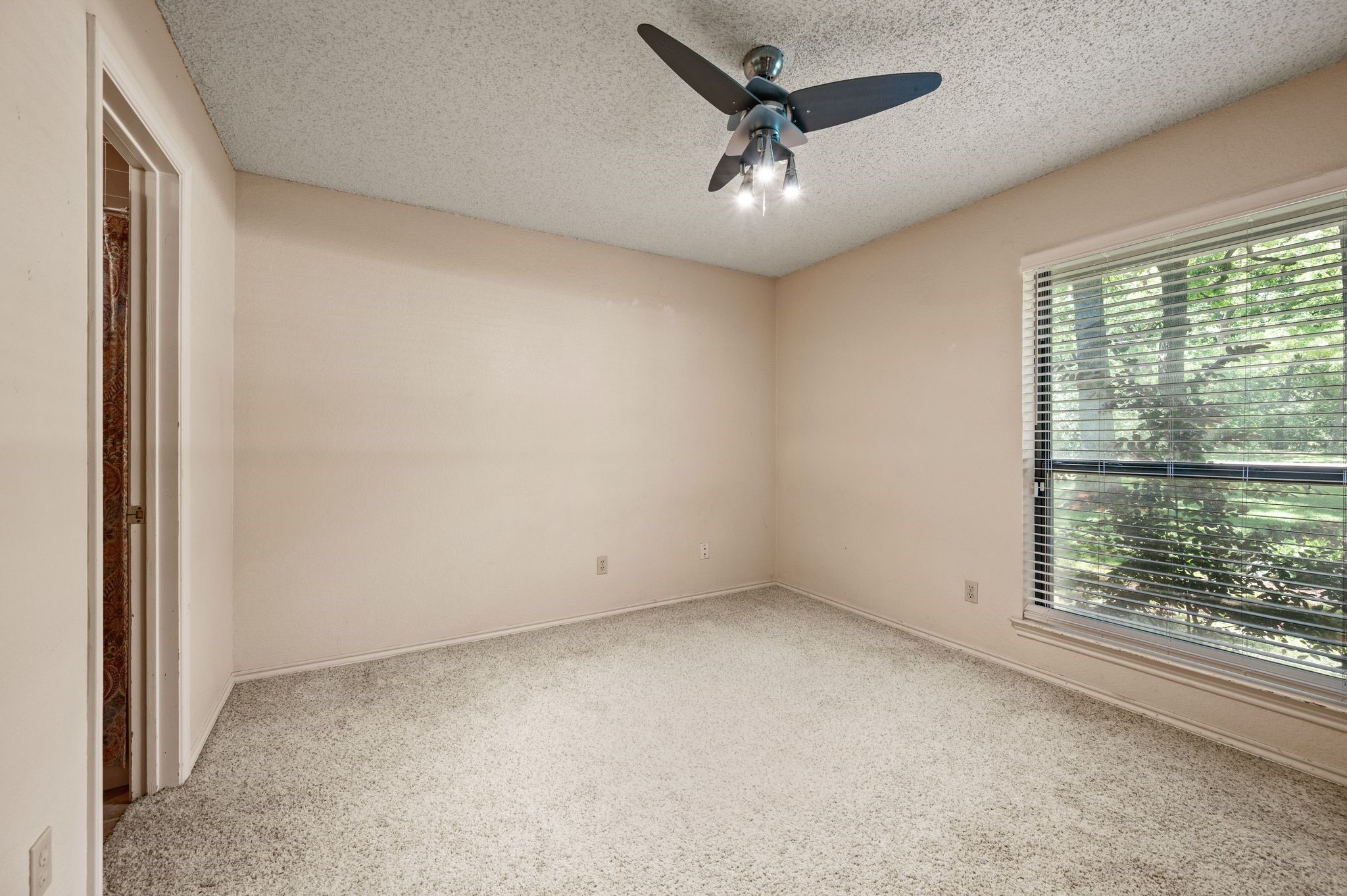 1659 Creekside Drive