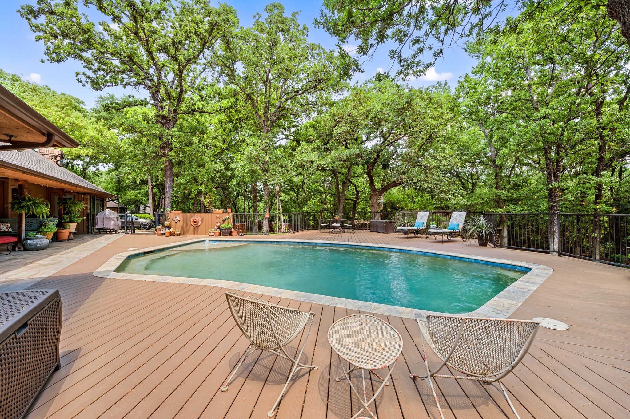 1659 Creekside Drive