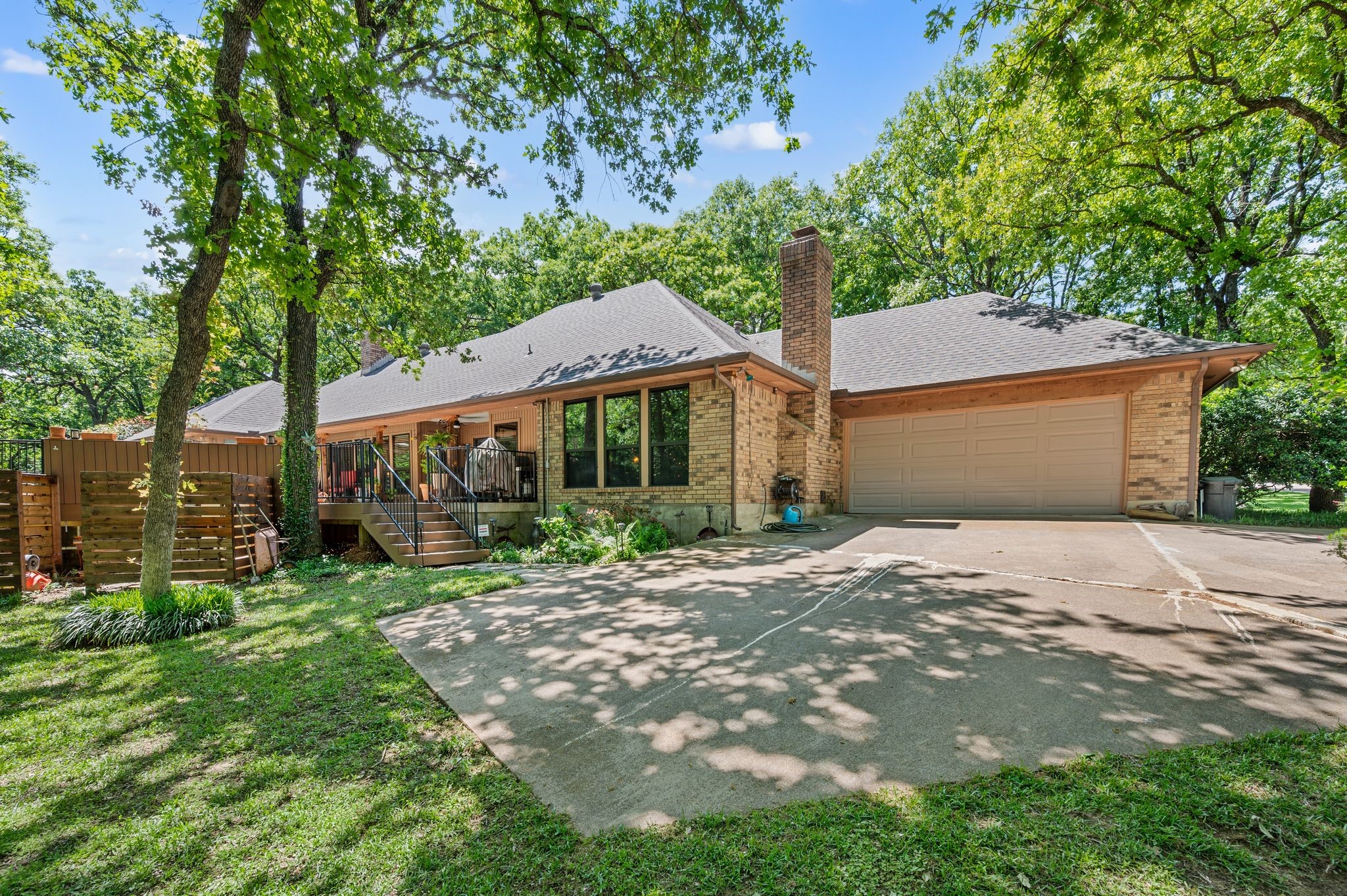 1659 Creekside Drive