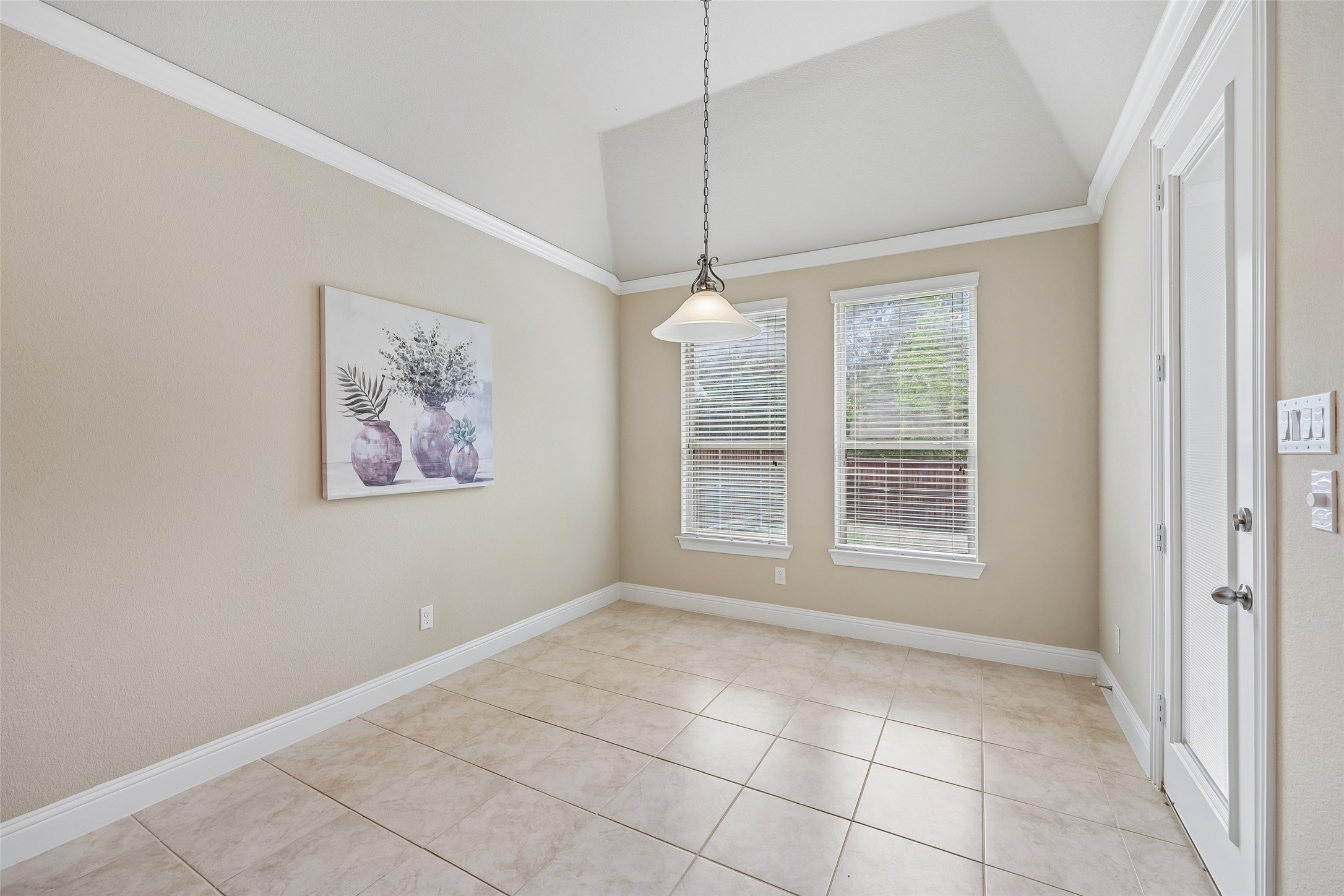 6916 Benjamin Way
