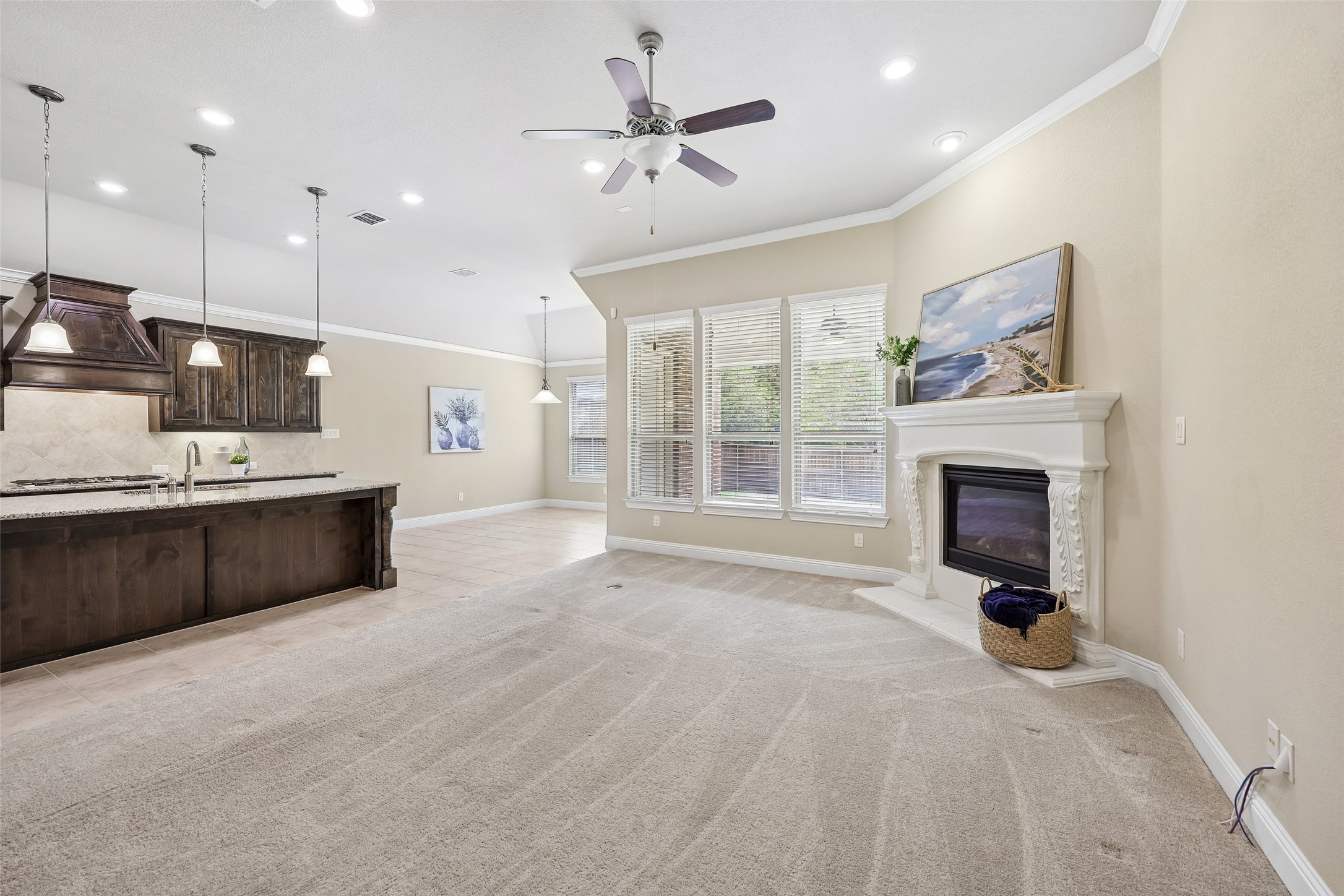 6916 Benjamin Way
