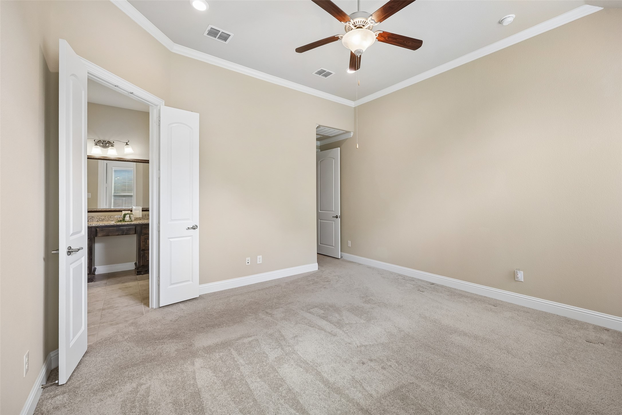 6916 Benjamin Way