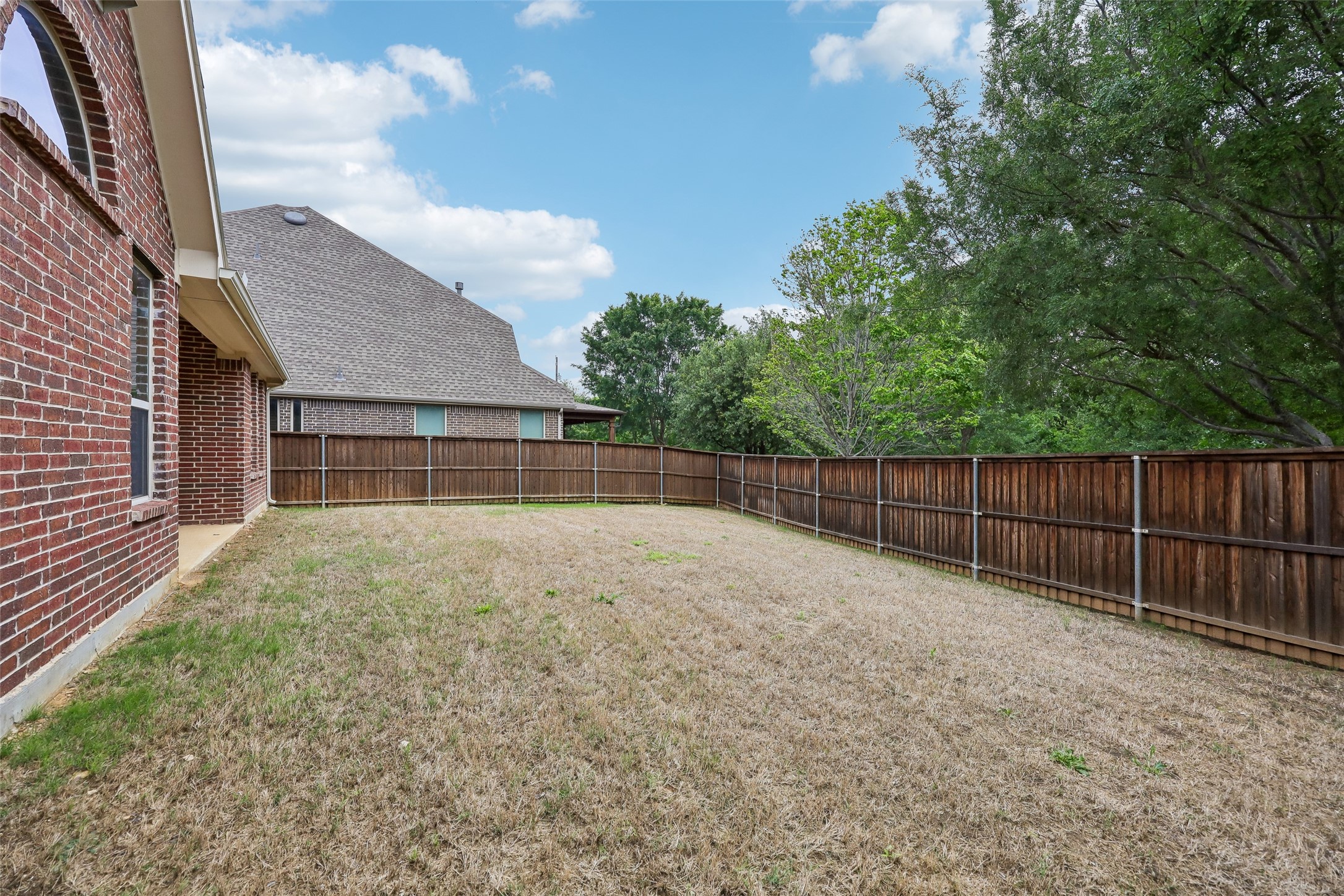 6916 Benjamin Way