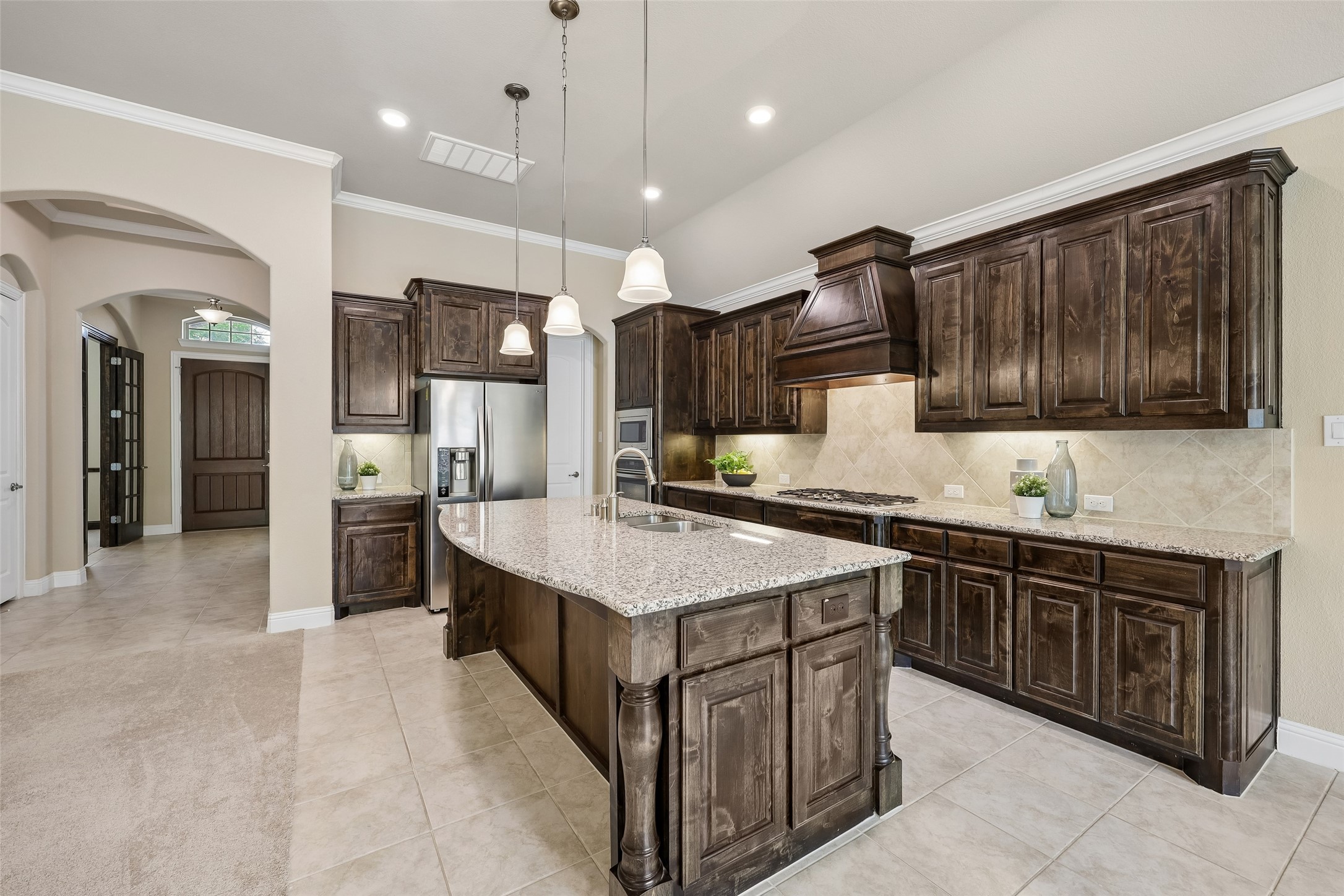 6916 Benjamin Way