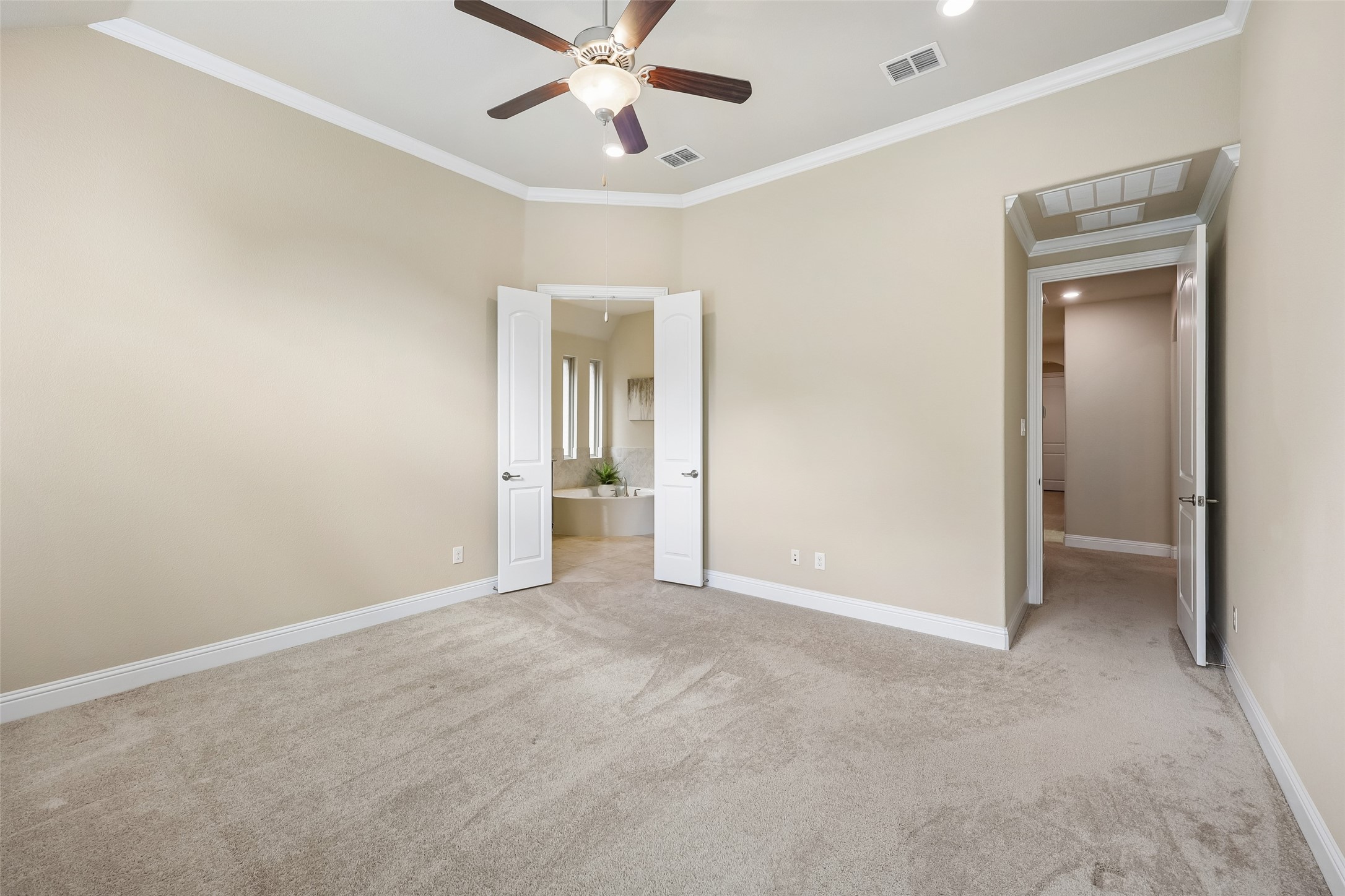 6916 Benjamin Way