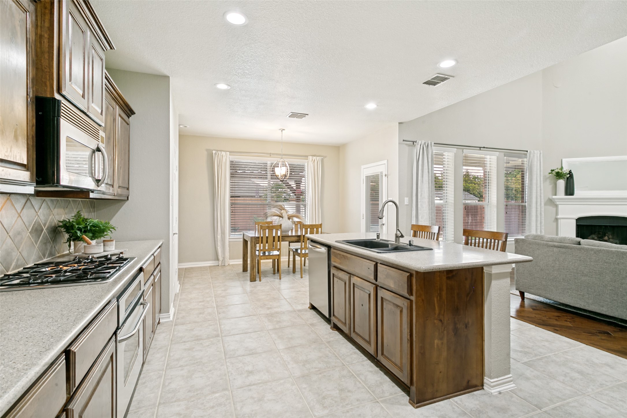 1121 Victory Bells Drive