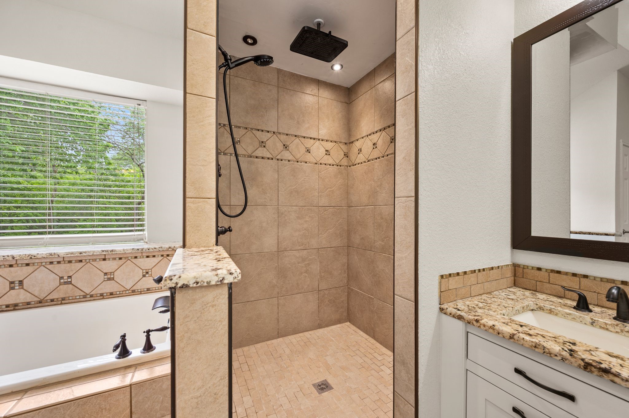 2704 Ridgemere Drive