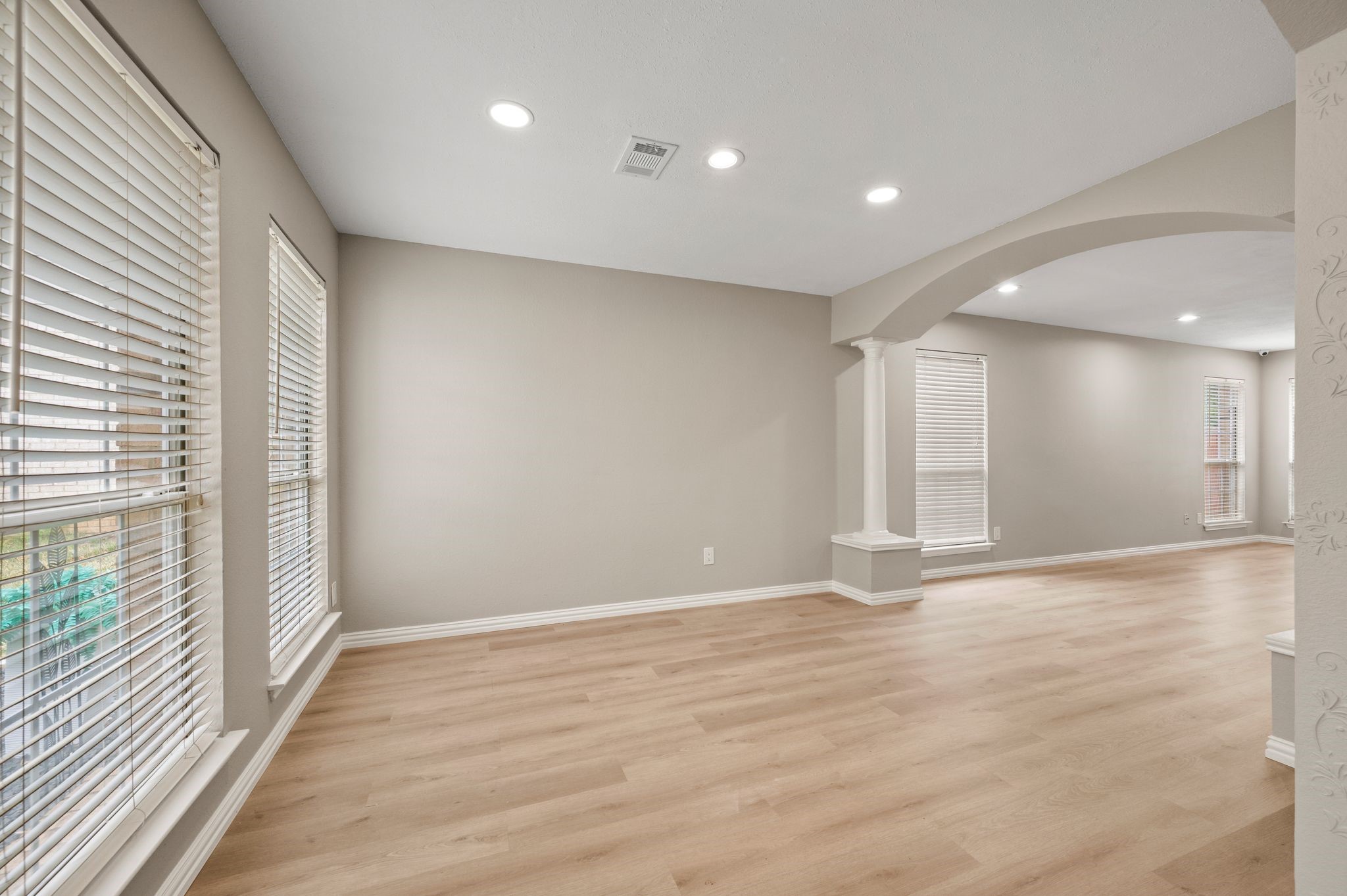 2704 Ridgemere Drive