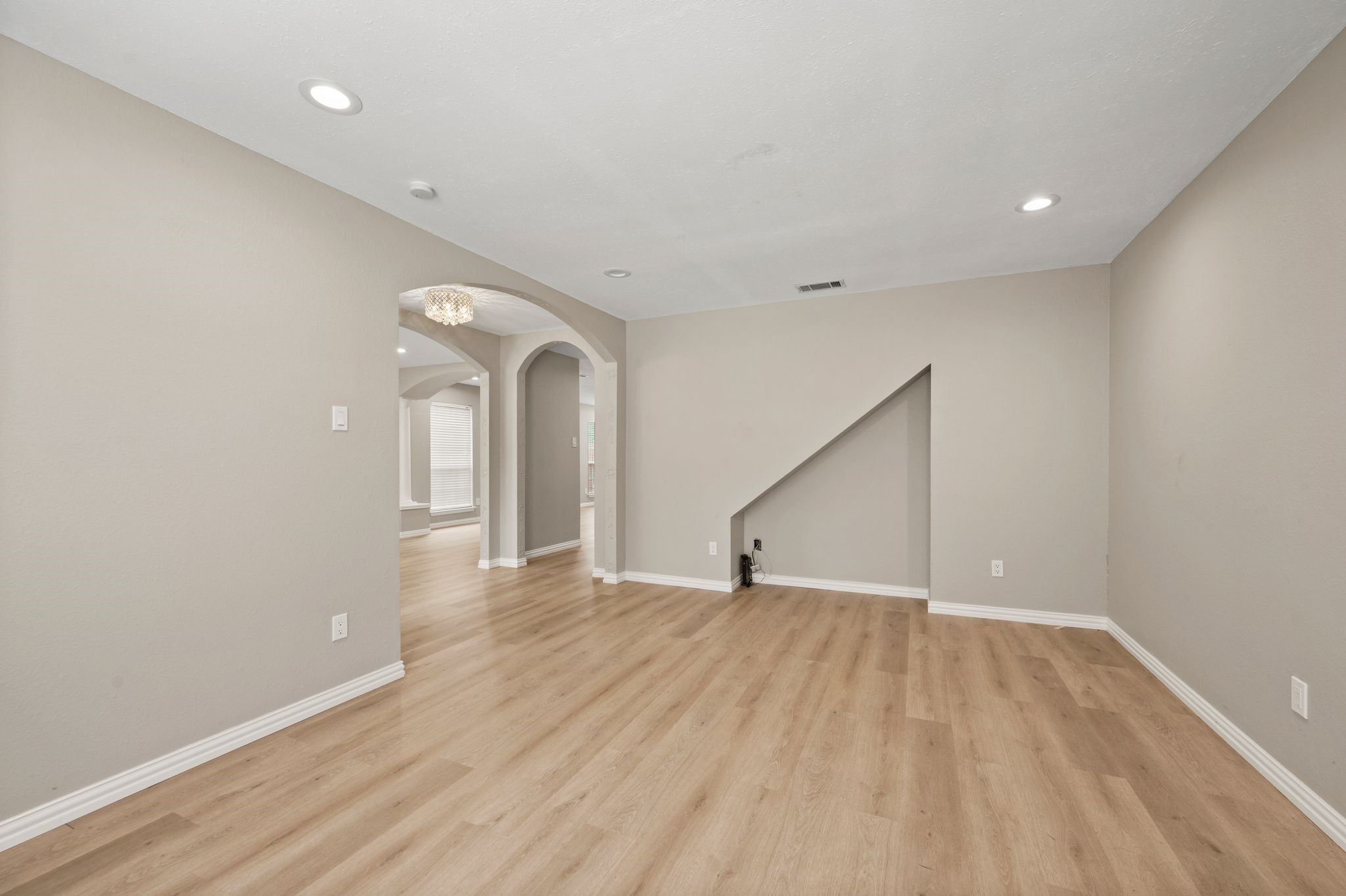 2704 Ridgemere Drive