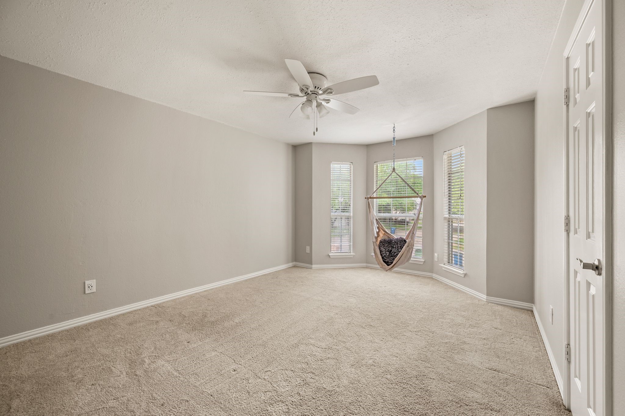2704 Ridgemere Drive
