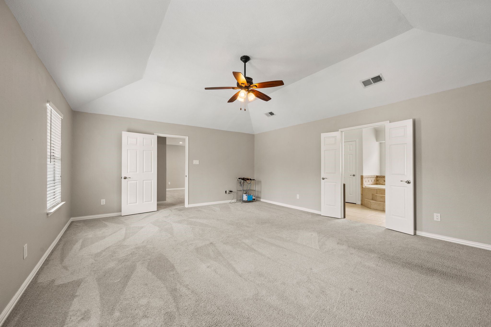 2704 Ridgemere Drive
