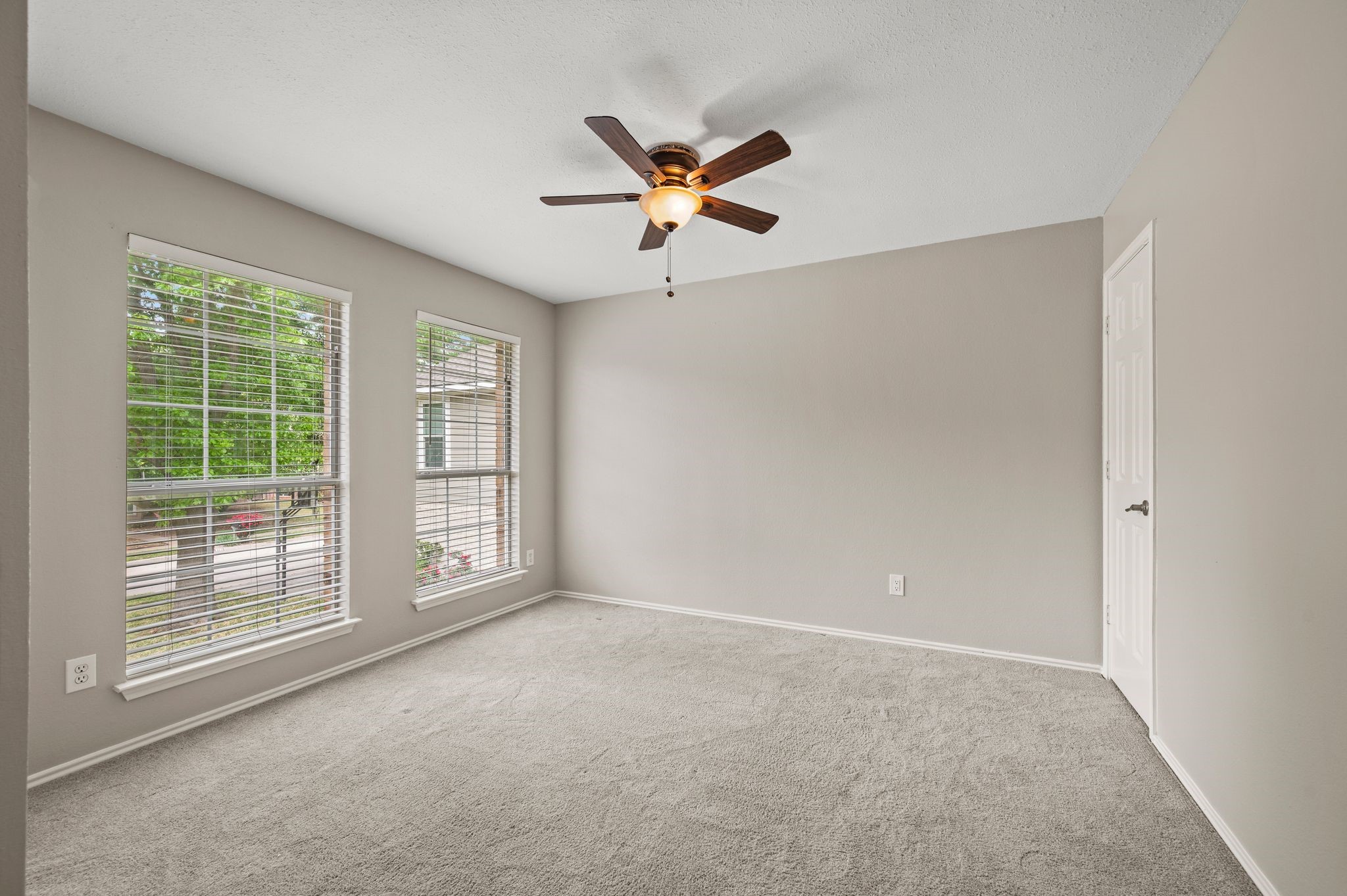 2704 Ridgemere Drive