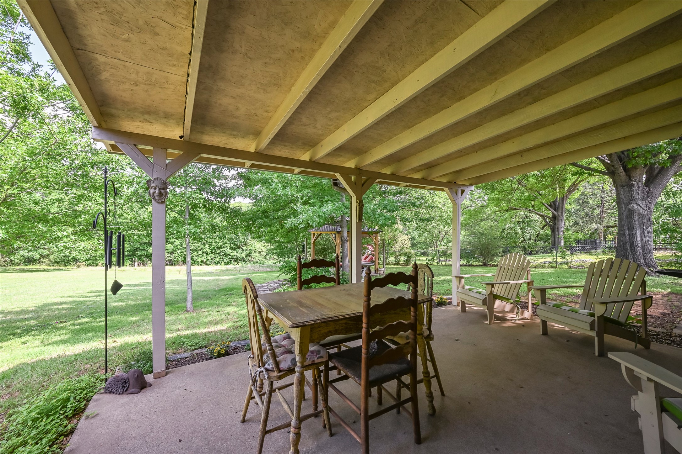 912 N Dove Road