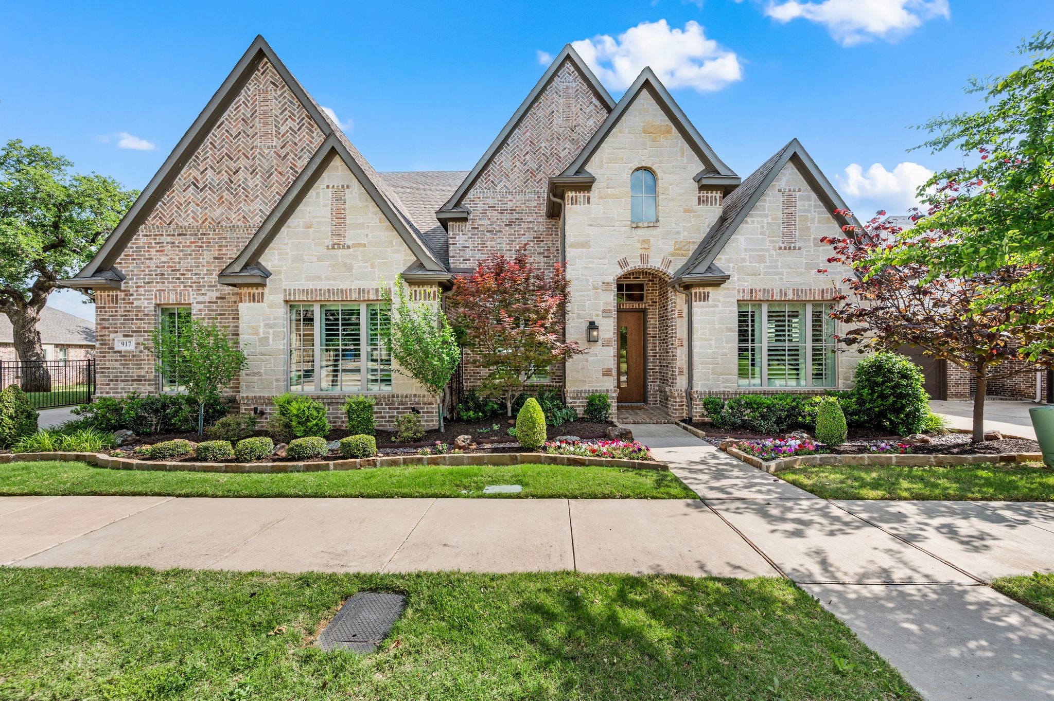 917 Winding Ridge Trail
