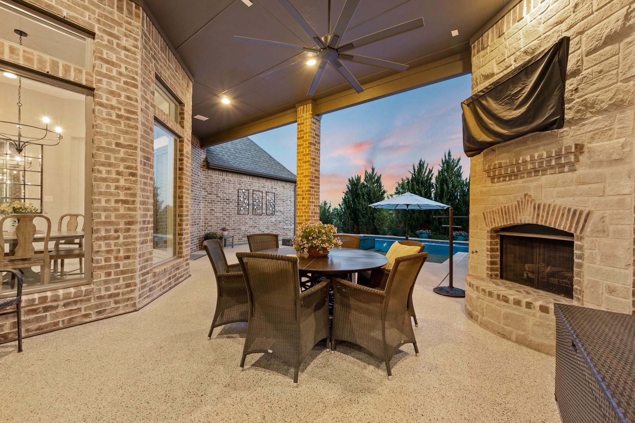 917 Winding Ridge Trail